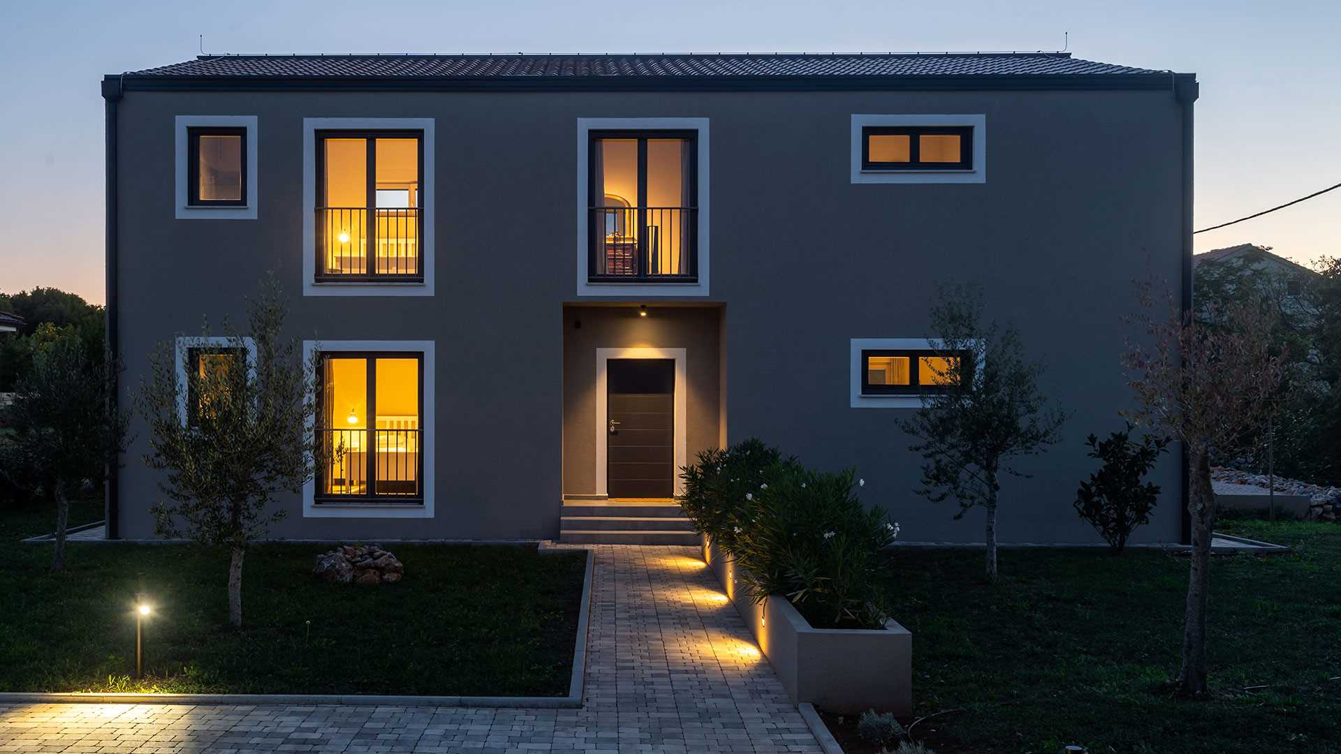 Villa Gardenia with pool and garden