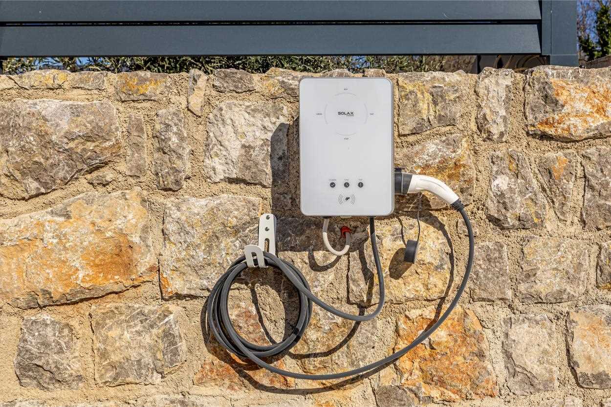 Kuća za odmor TARA & LANA I s grijanim bazenom