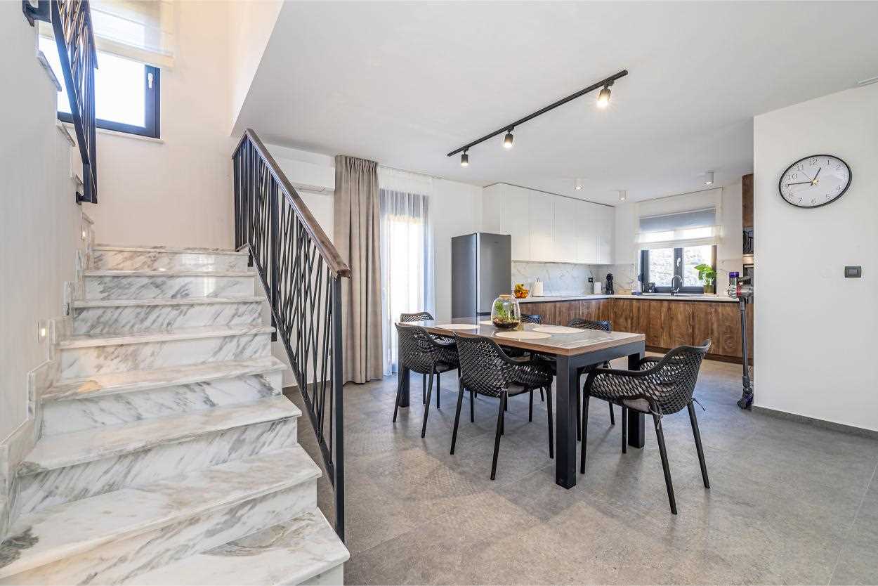 Kuća za odmor TARA & LANA I s grijanim bazenom