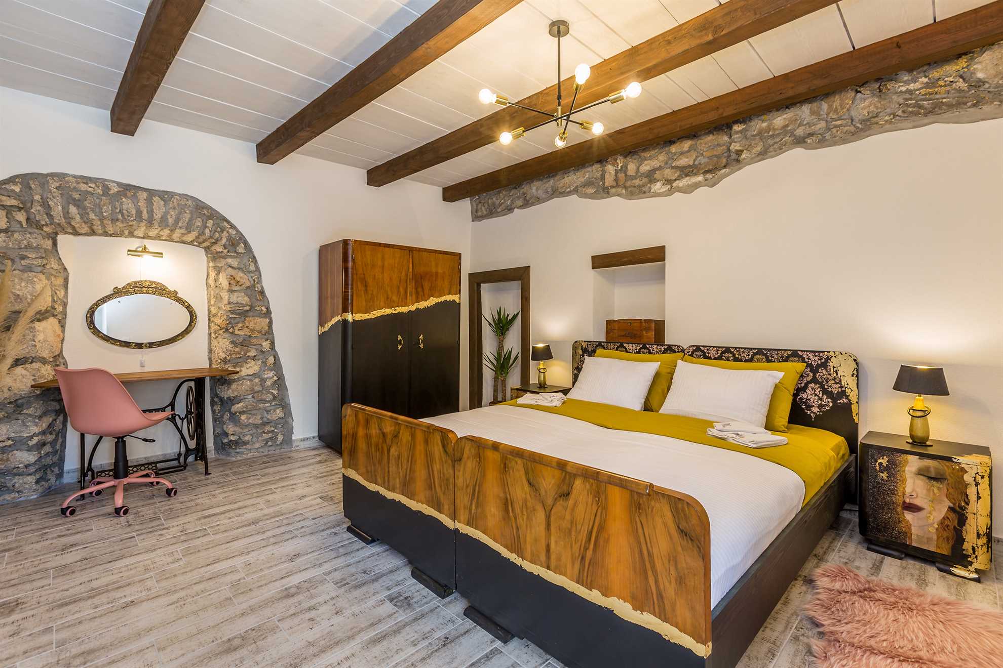 Holiday house STONE with jacuzzi