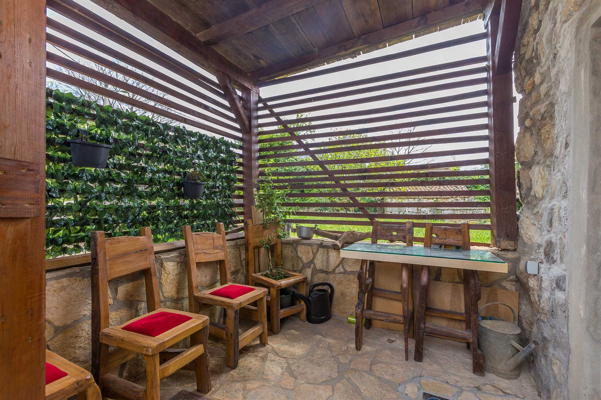 Holiday house STONE with jacuzzi