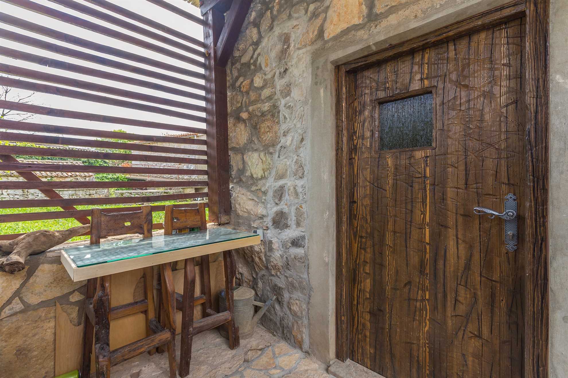 Holiday house STONE with jacuzzi