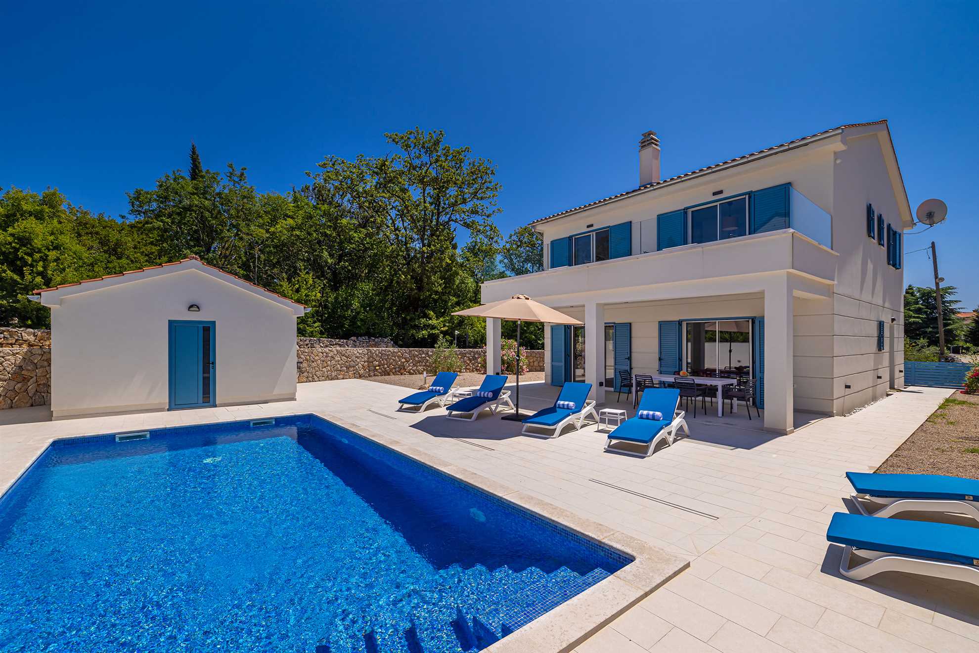 Holiday house DAN with private pool