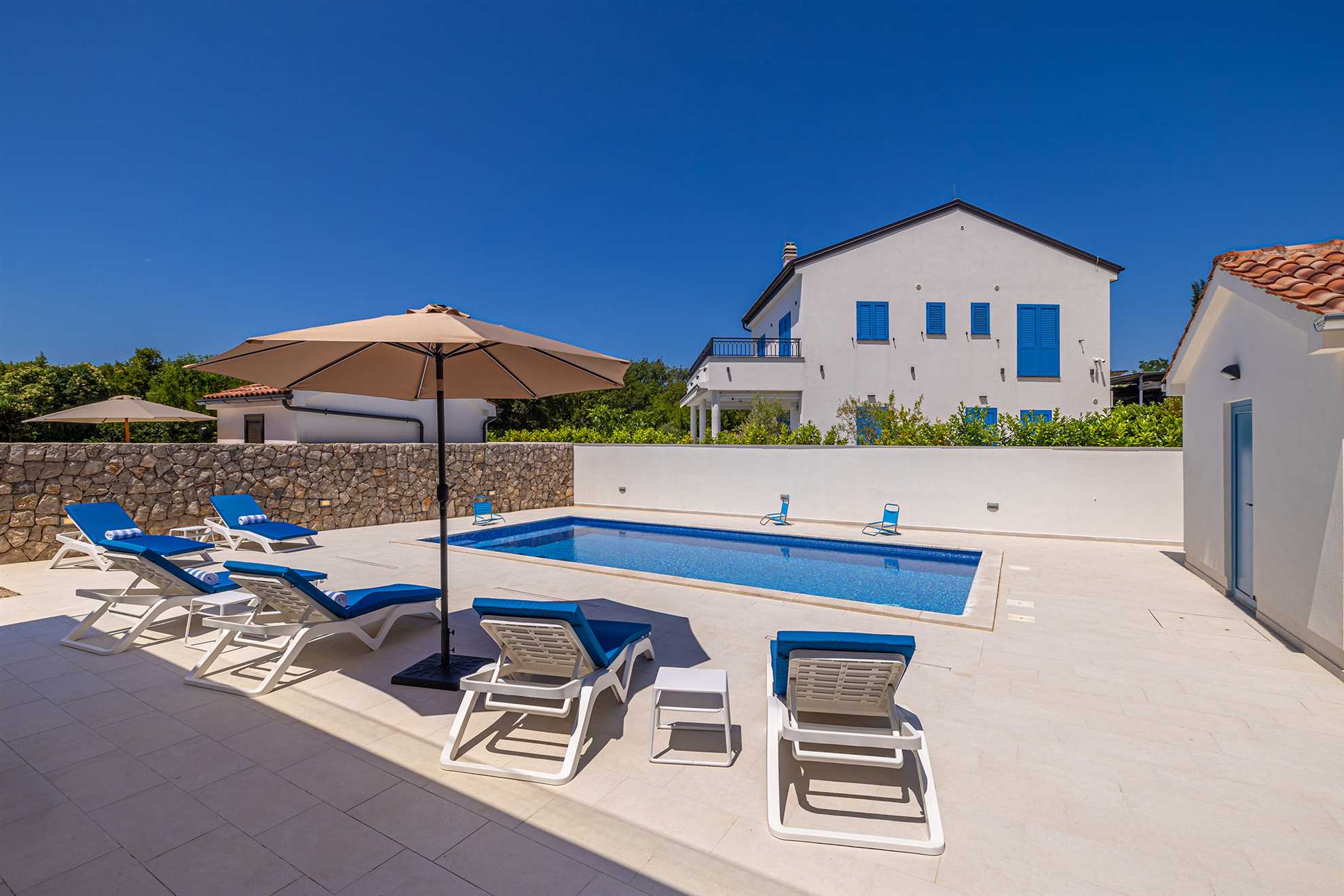Holiday house DAN with private pool
