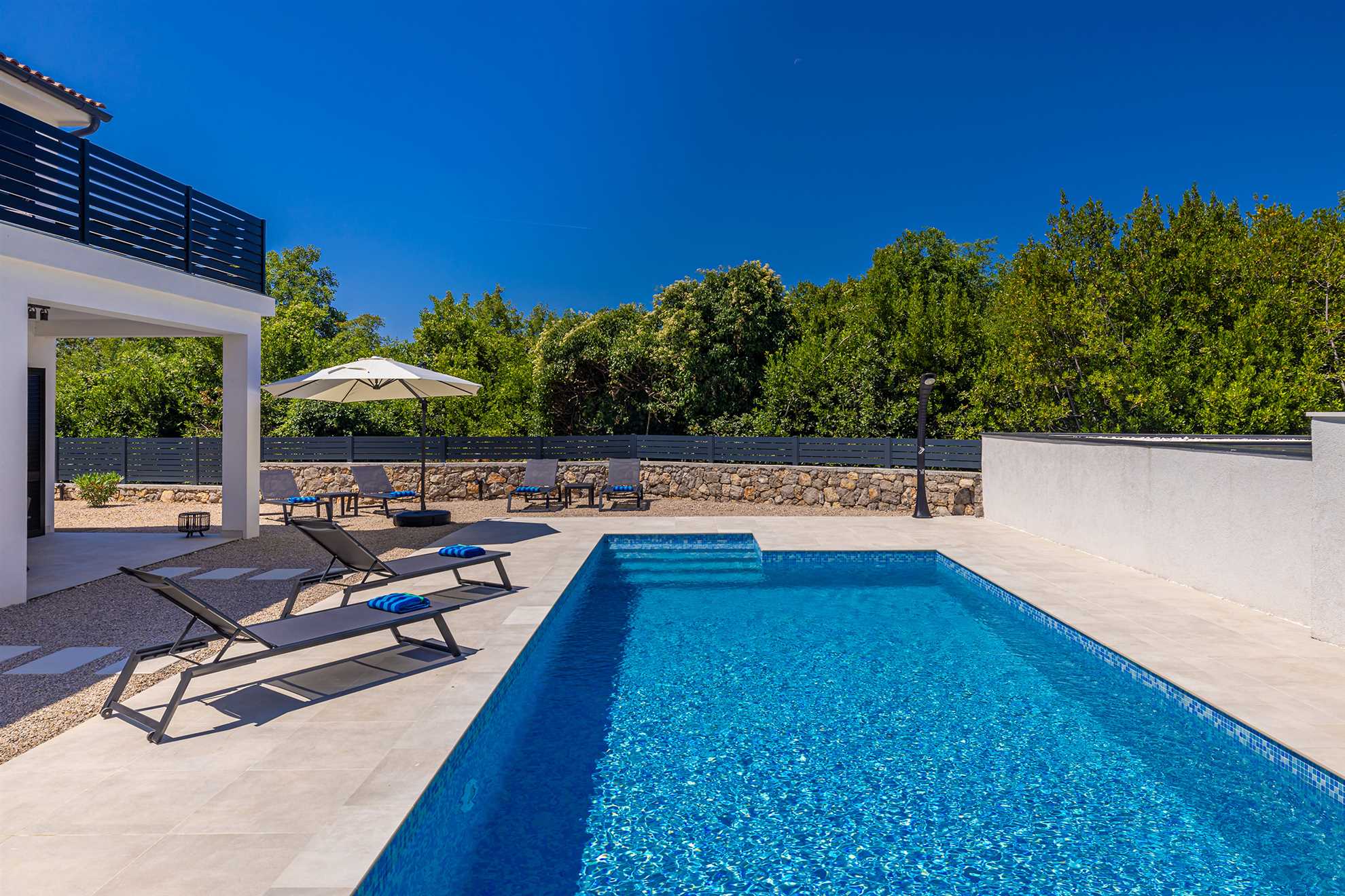 Ferienhaus SARA mit privatem Pool