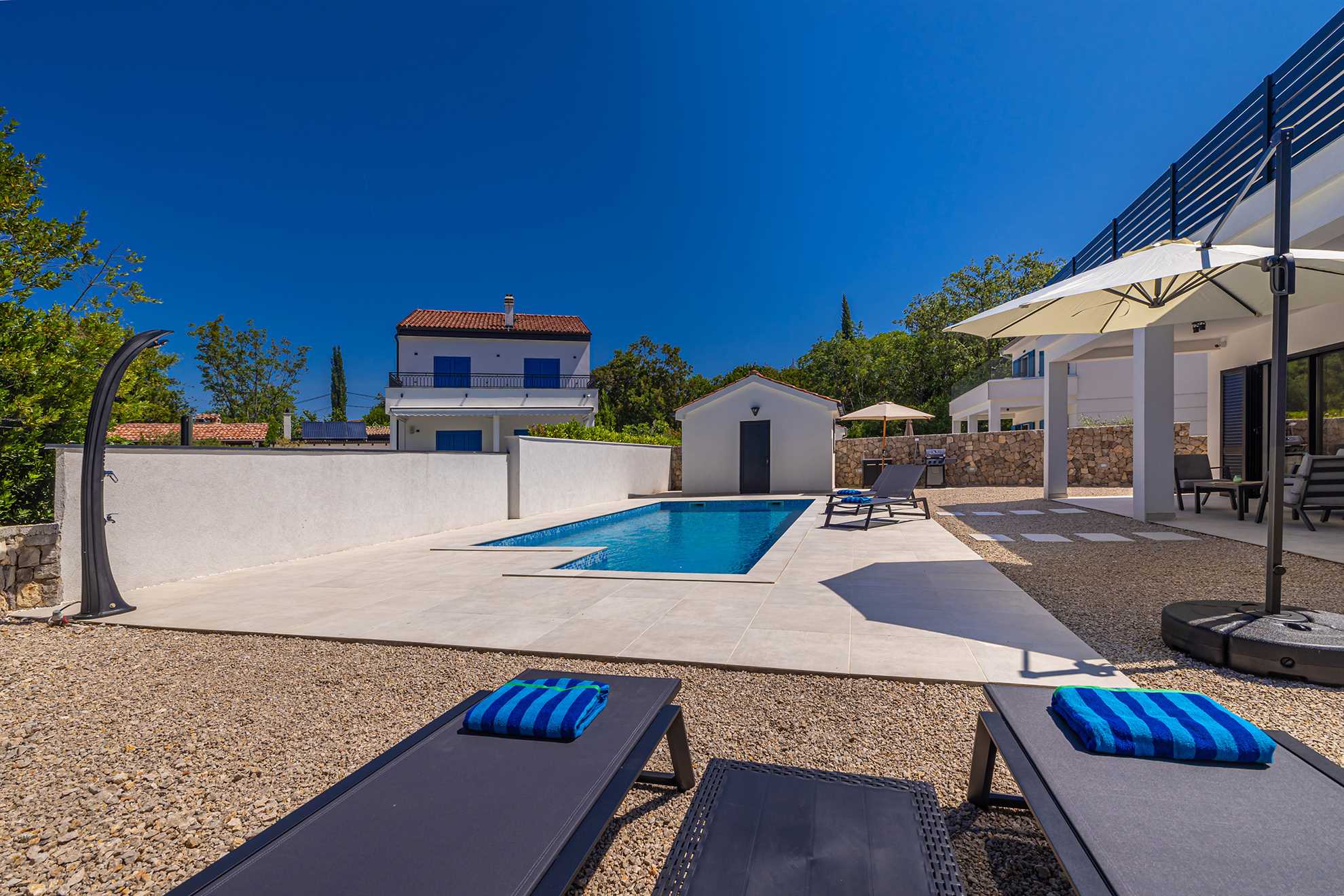 Ferienhaus SARA mit privatem Pool