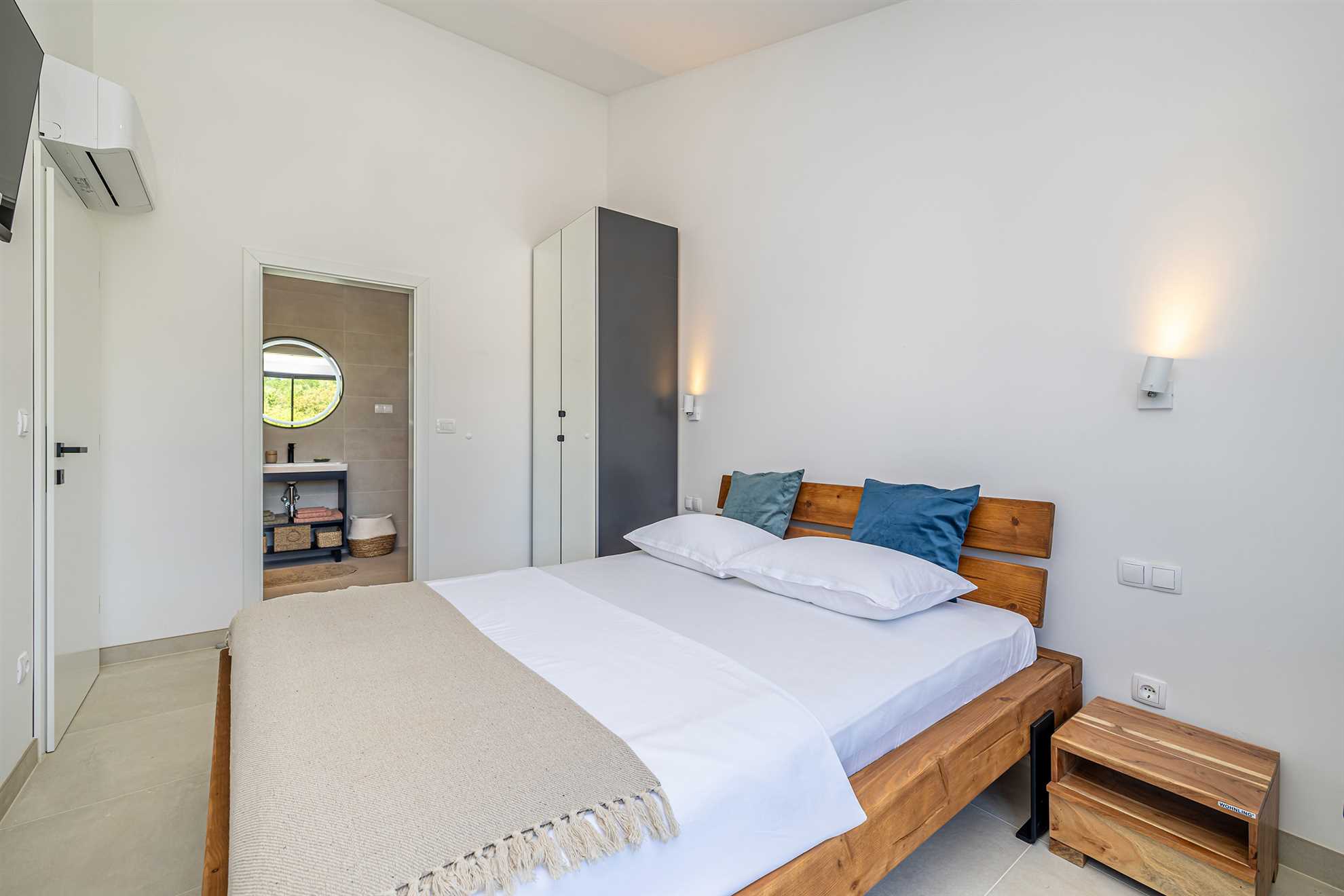 Ferienhaus SARA mit privatem Pool