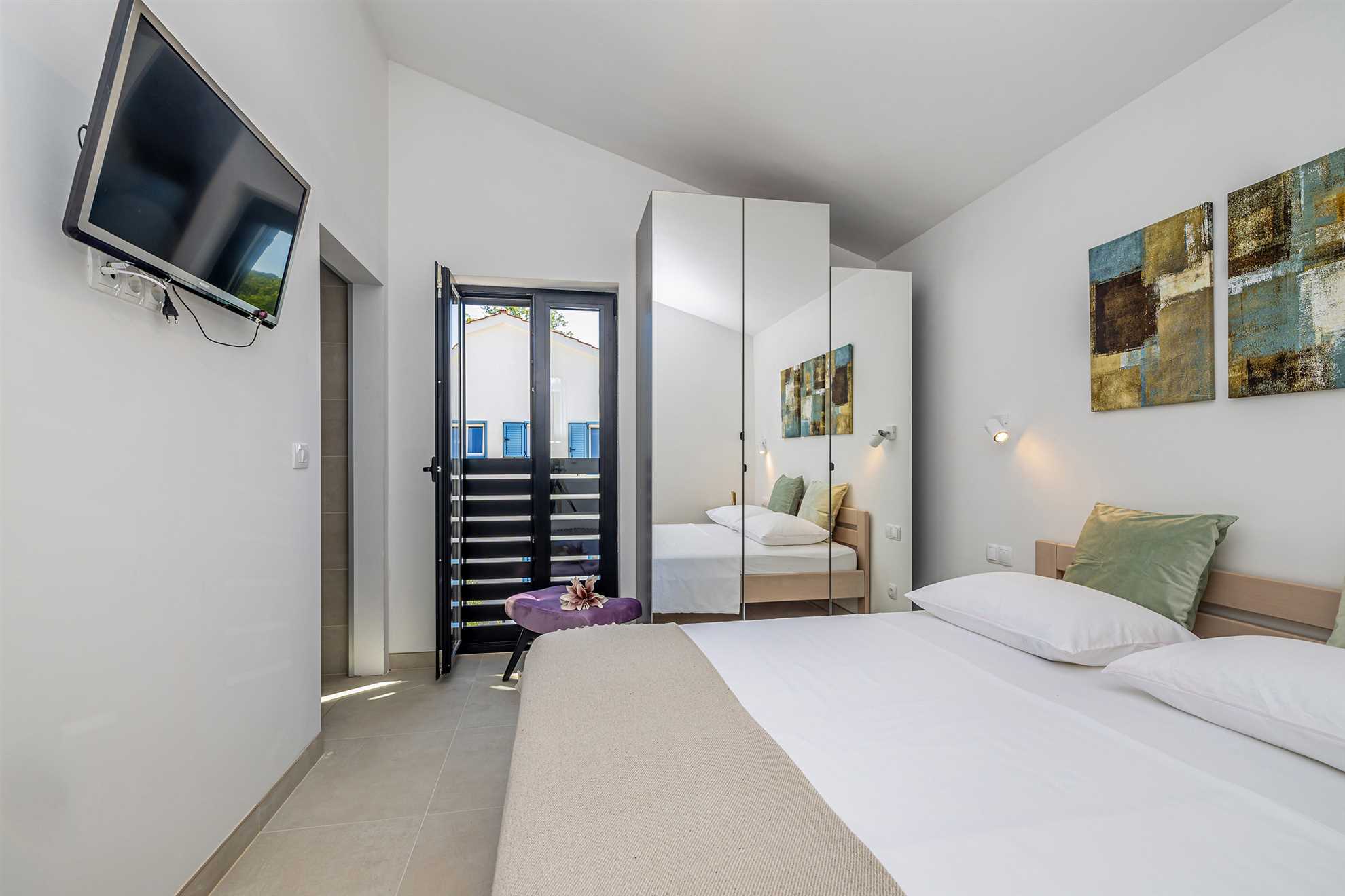 Ferienhaus SARA mit privatem Pool