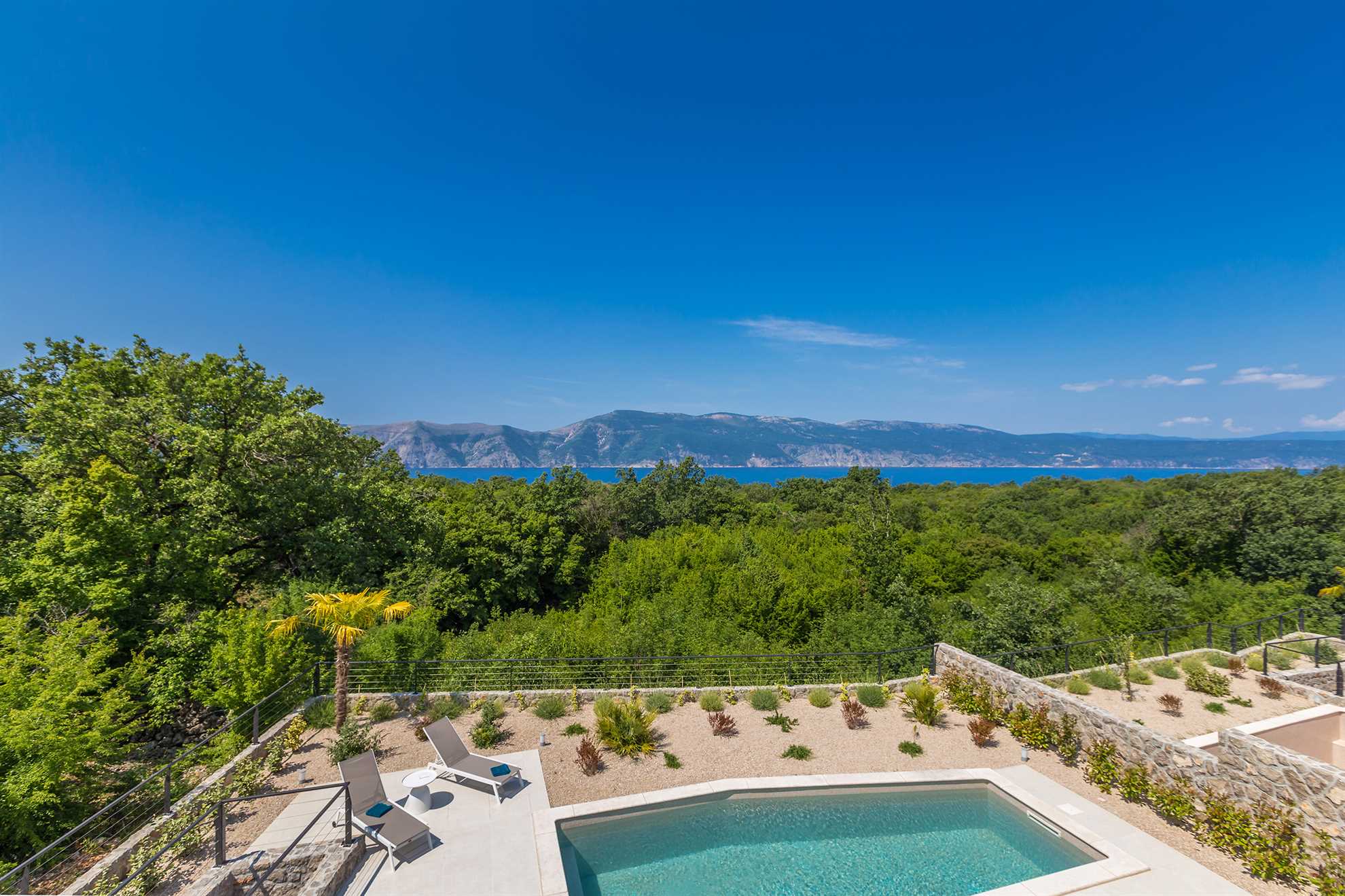 Villa VERENA mit beheiztem Pool