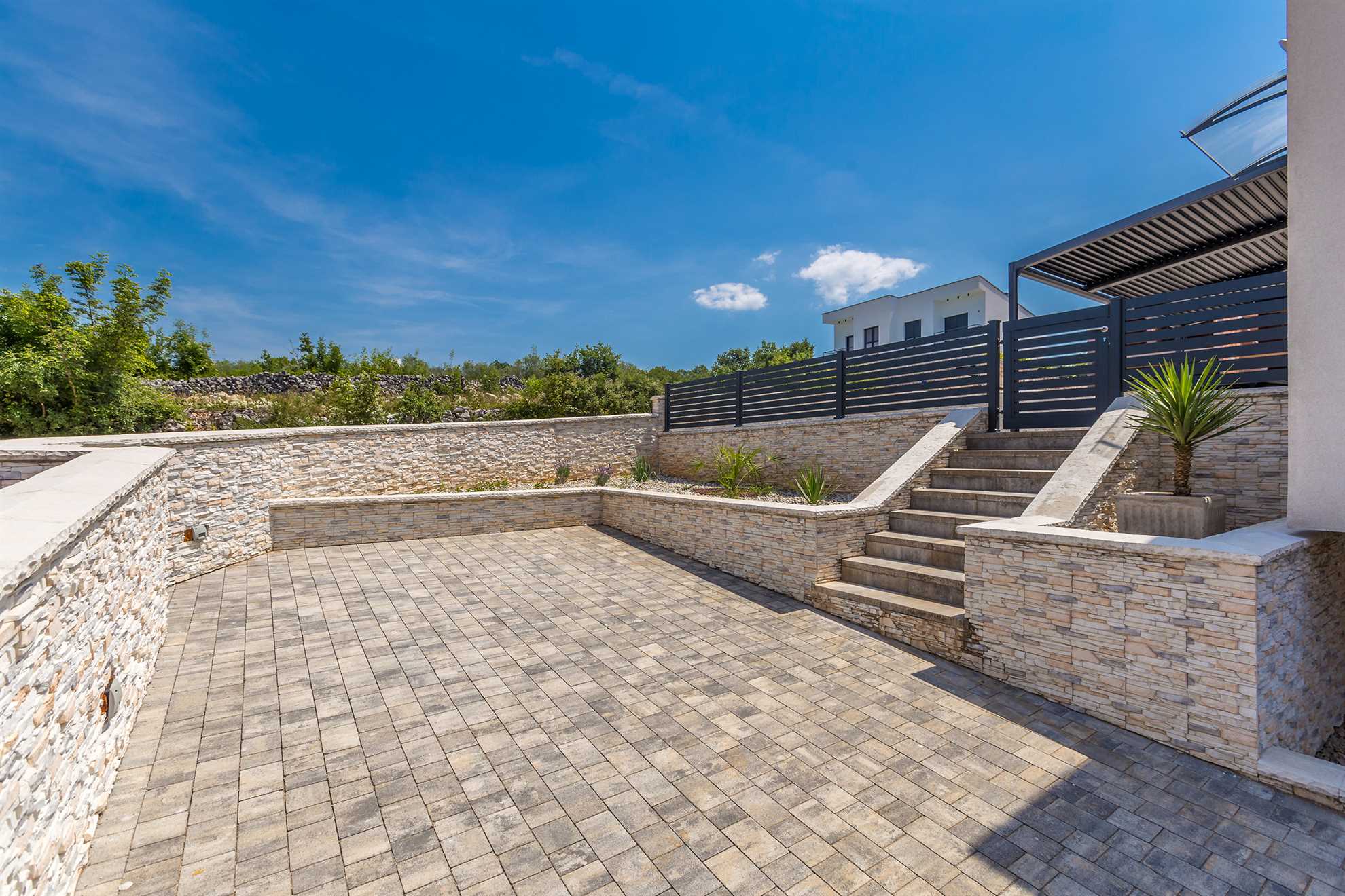 Holiday house SUNLIGHT with heated pool