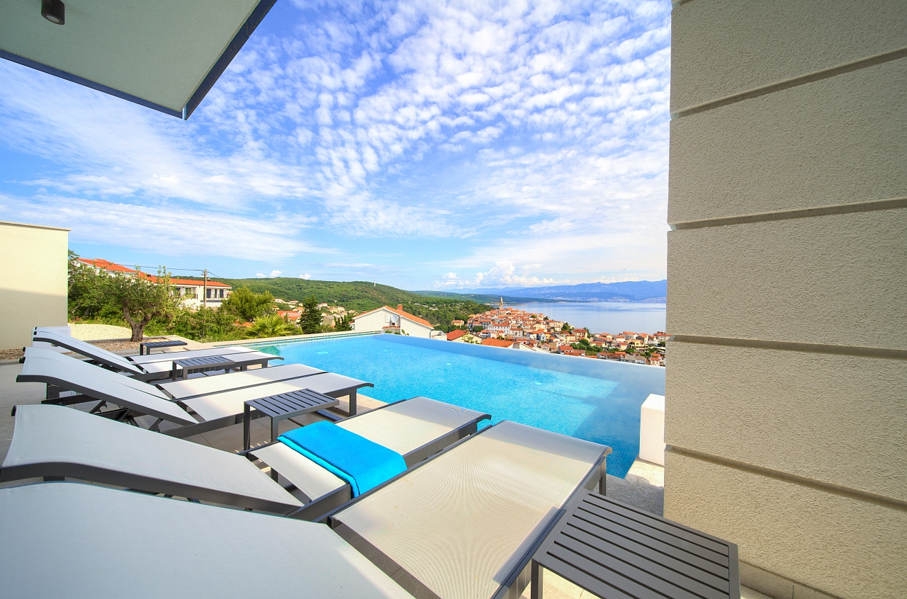 Villa MAJESTIC sa saunom i prekrasnim pogledom