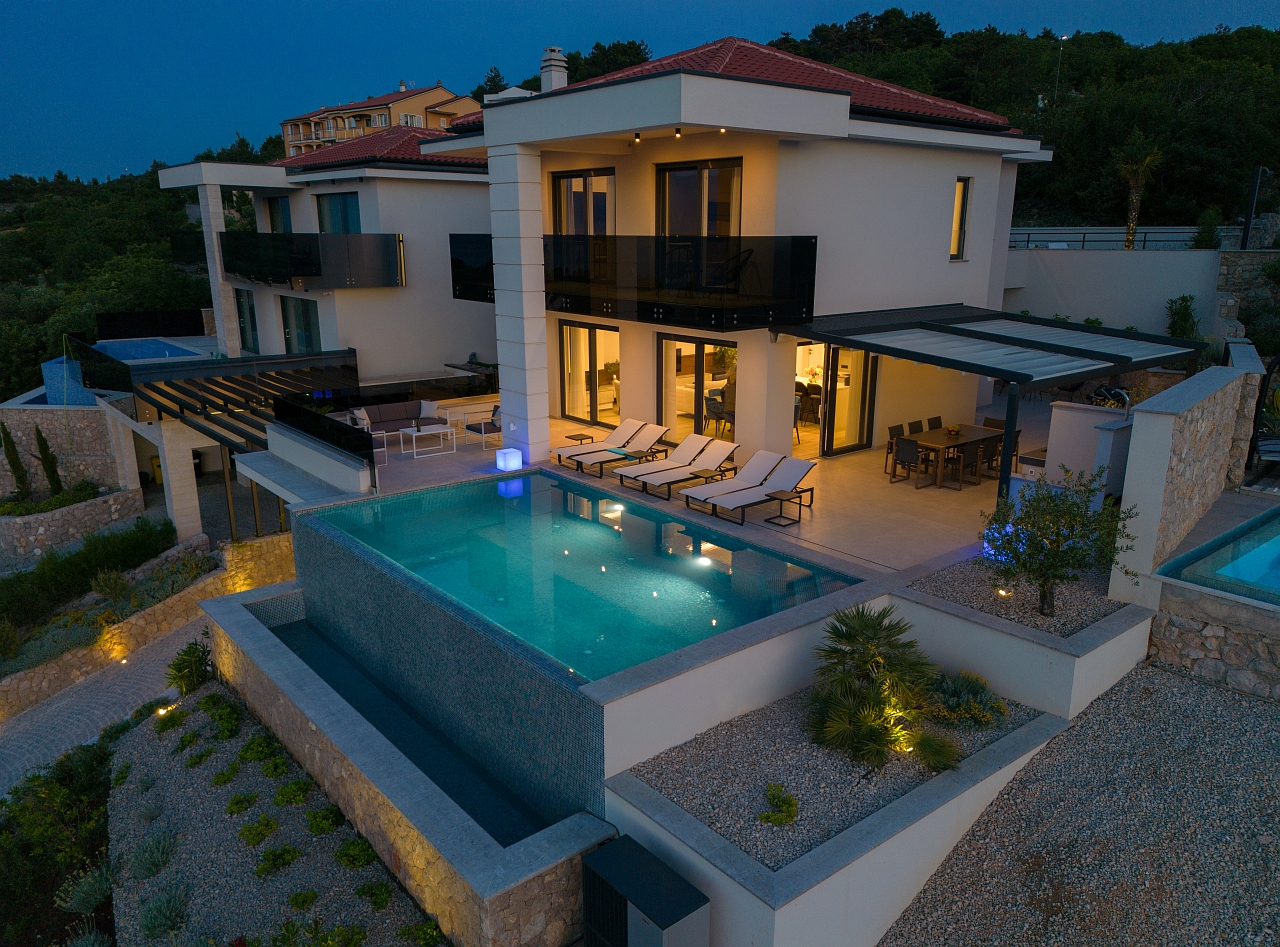 Villa MAJESTIC sa saunom i prekrasnim pogledom