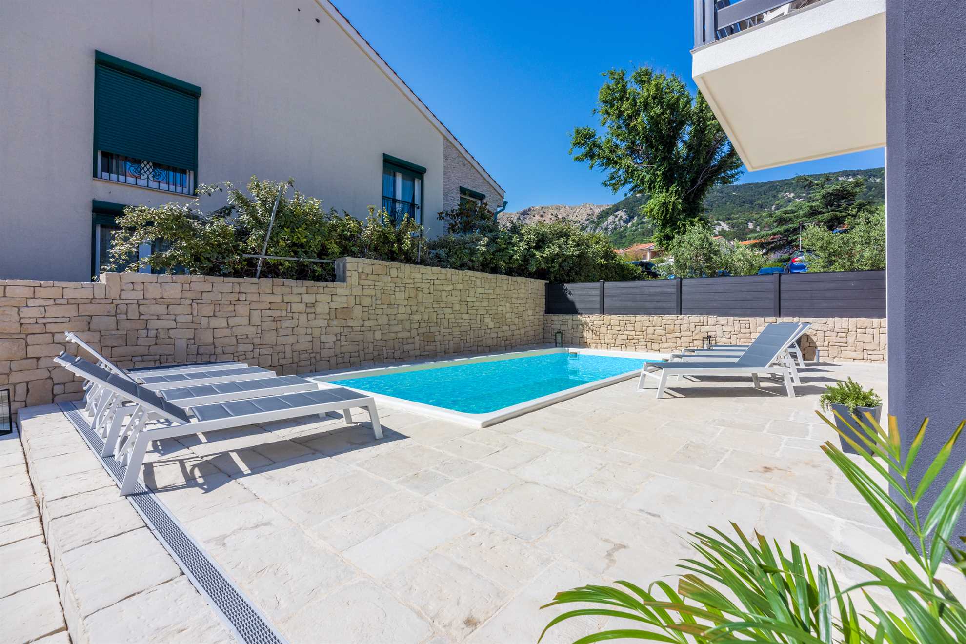 Villa BAŠKA blizu mora