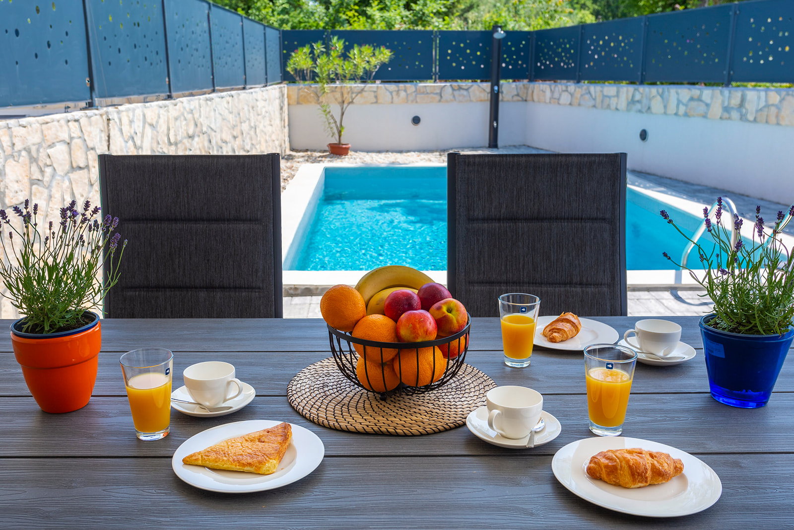 Villa LARUS mit privatem Pool