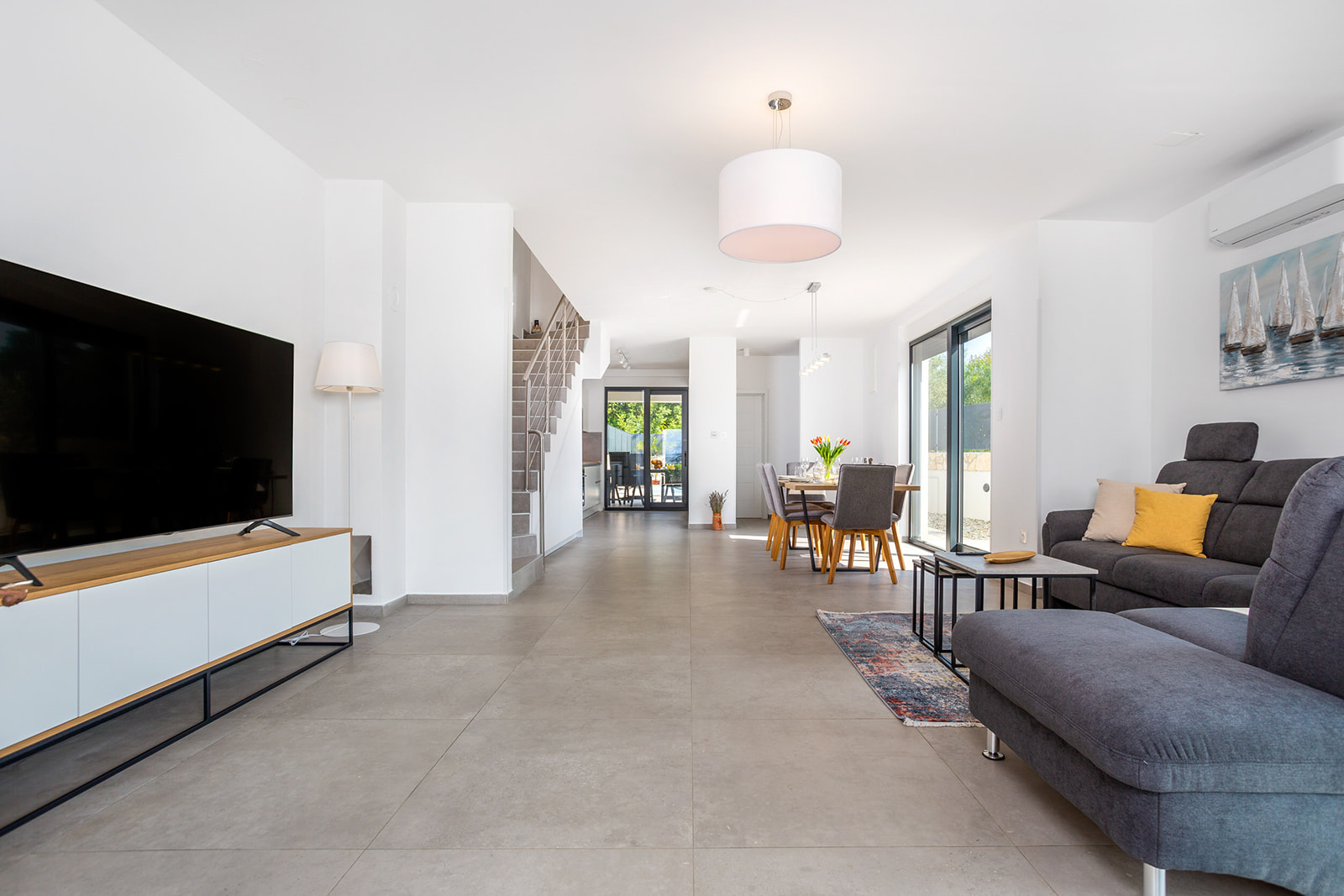 Villa LARUS mit privatem Pool