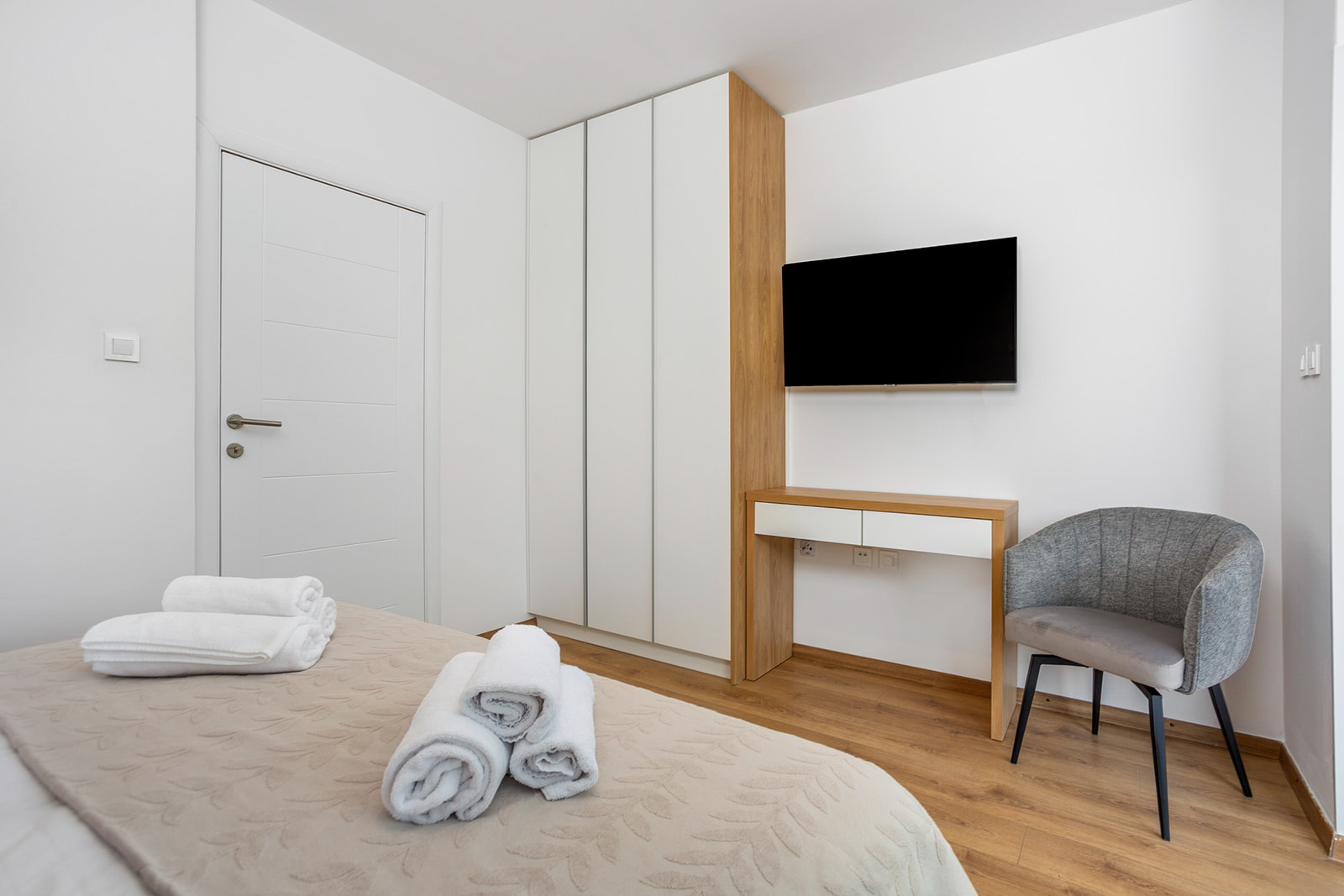 Villa LARUS mit privatem Pool