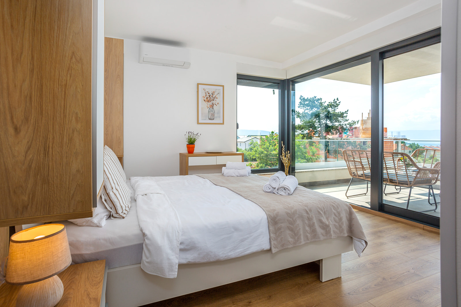 Villa LARUS mit privatem Pool