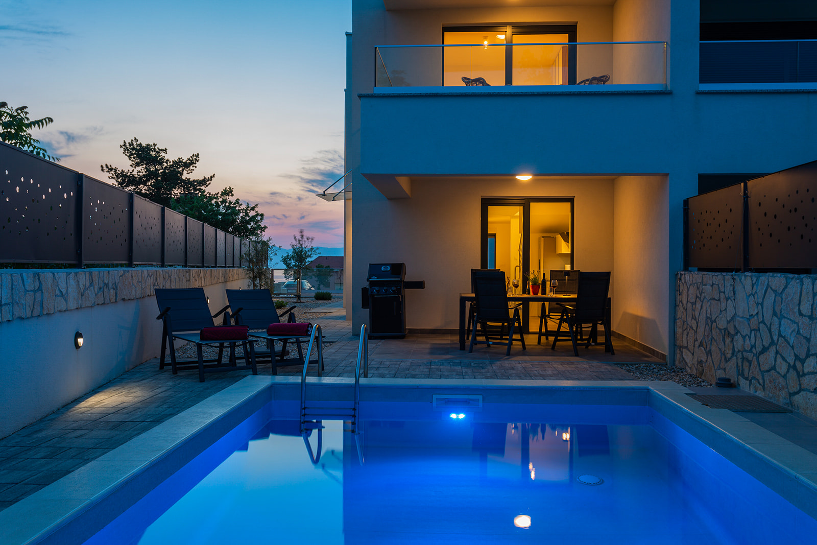 Villa LARUS mit privatem Pool