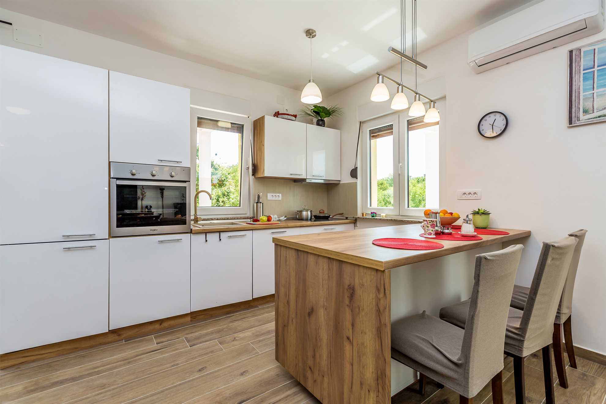 Holiday house VILLA JOZI