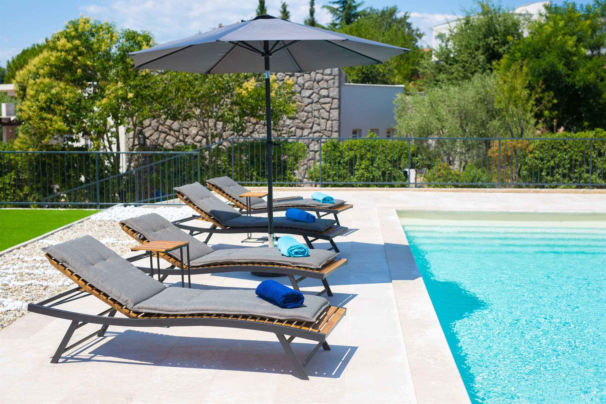 Villa MAGNIFICA s bazenom