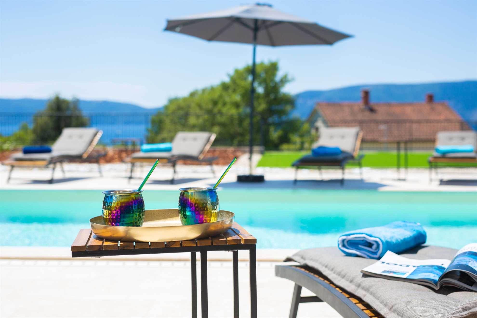 Villa MAGNIFICA s bazenom