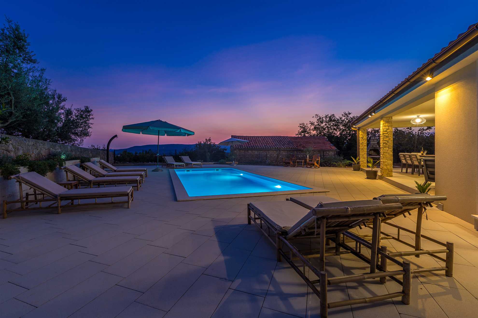Ferienhaus LUNA mit Pool