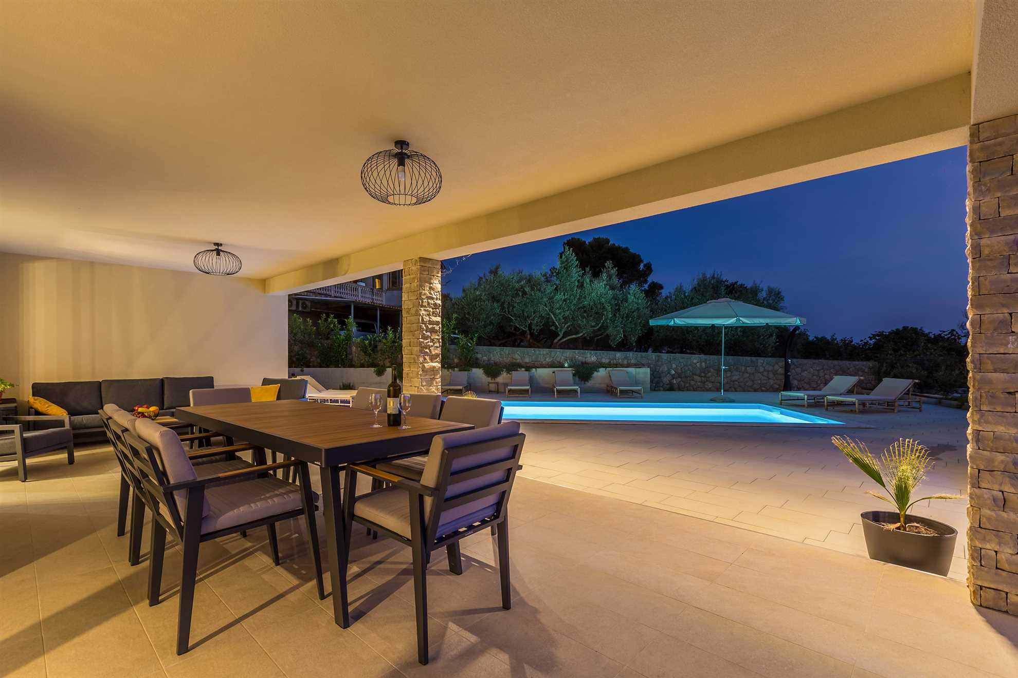 Ferienhaus LUNA mit Pool