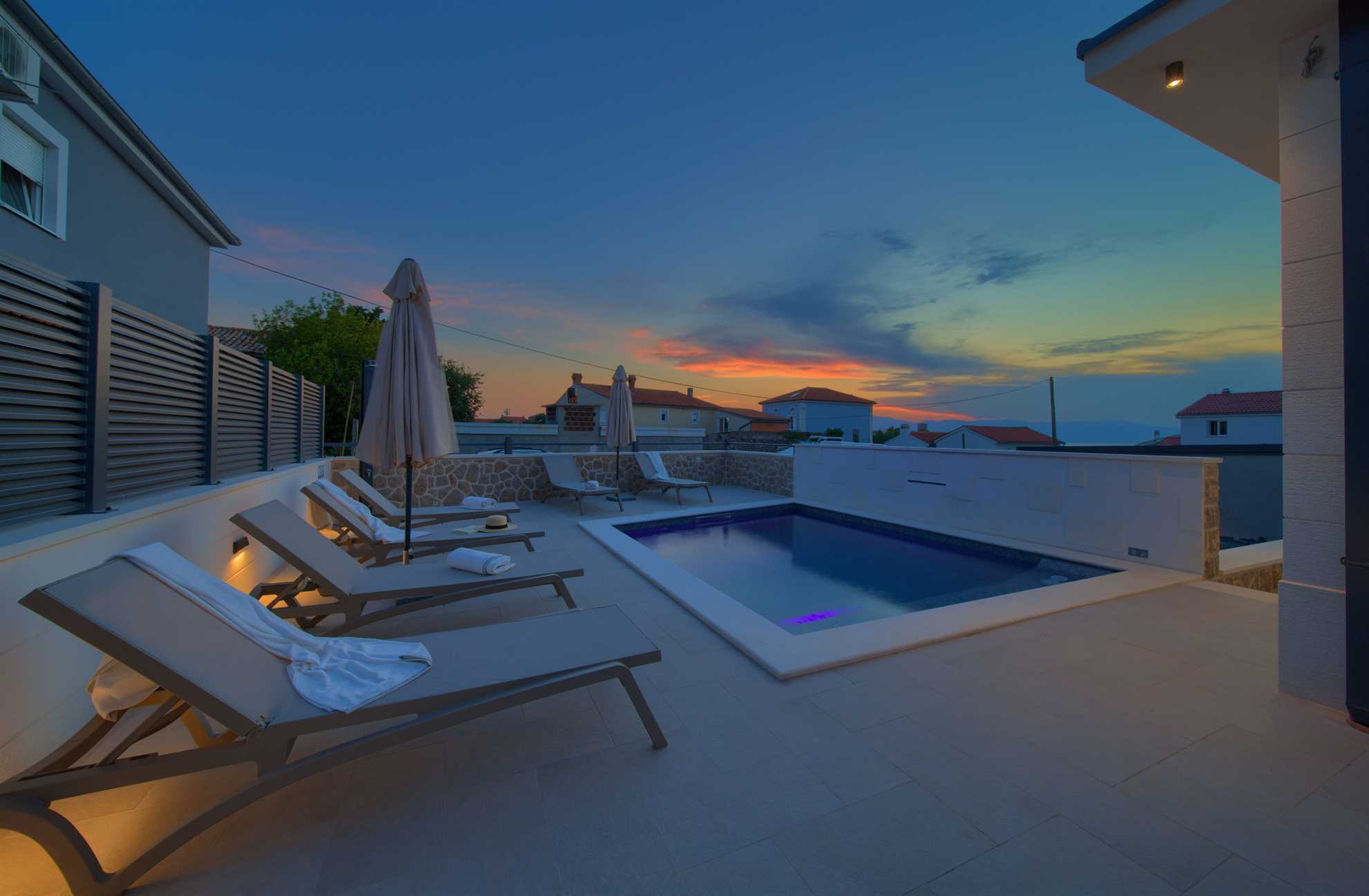 Villa QUARNARO mit beheiztem Pool