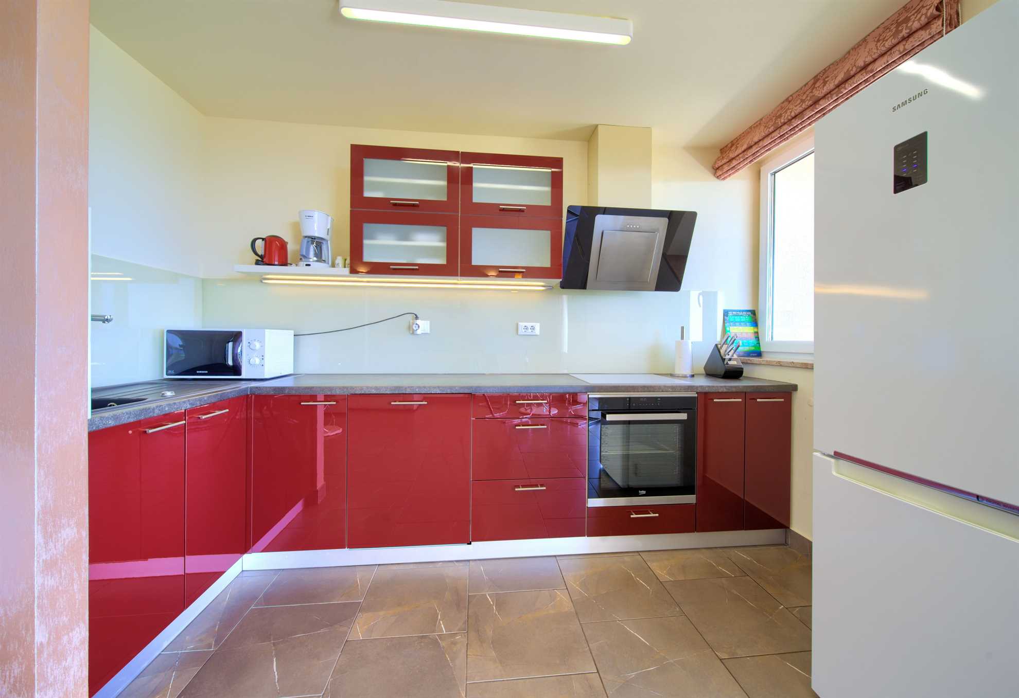 Apartment ROYAL 1 with pool and jacuzzi