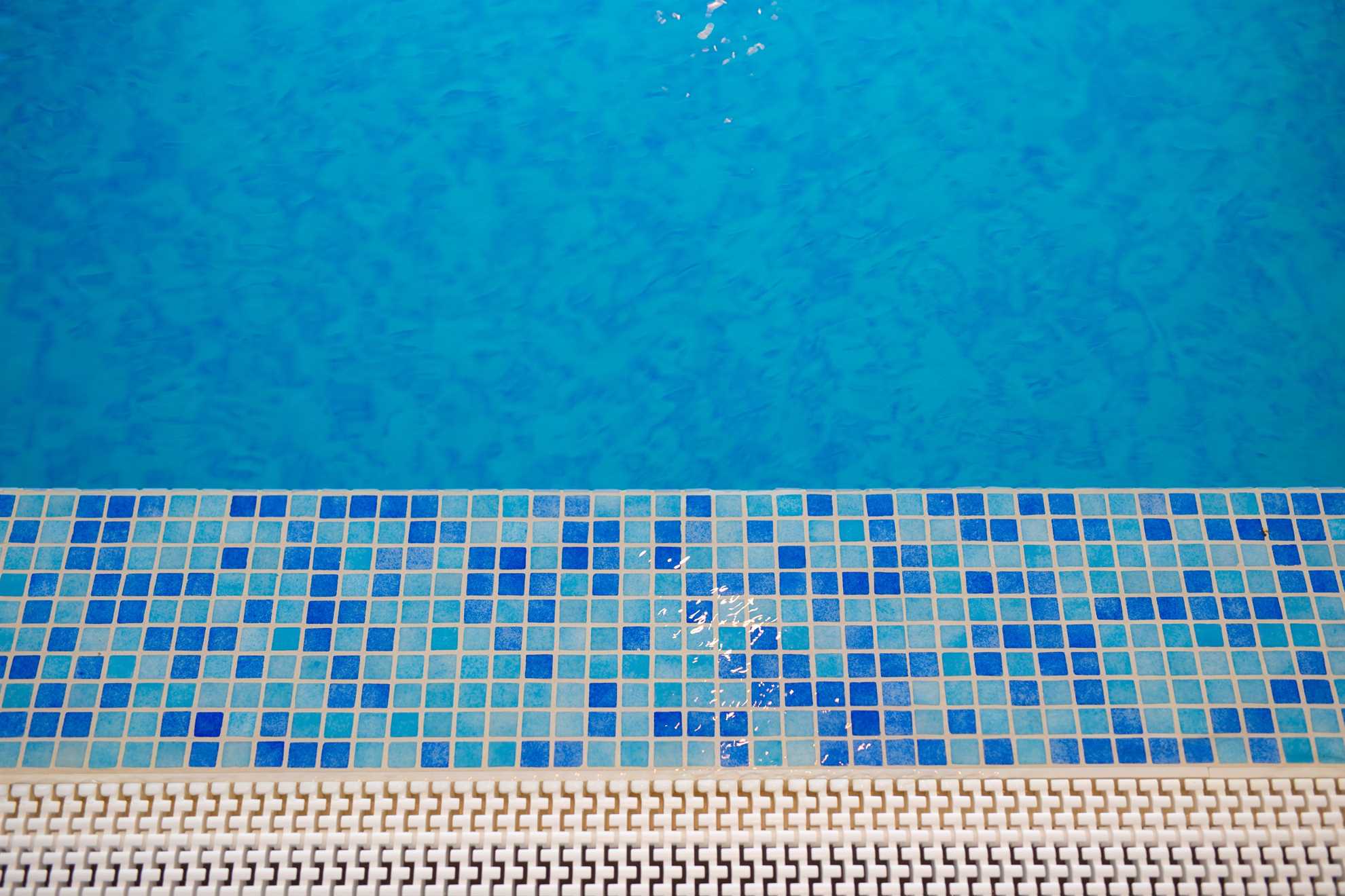 Apartment ROYAL 2 with pool and jacuzzi