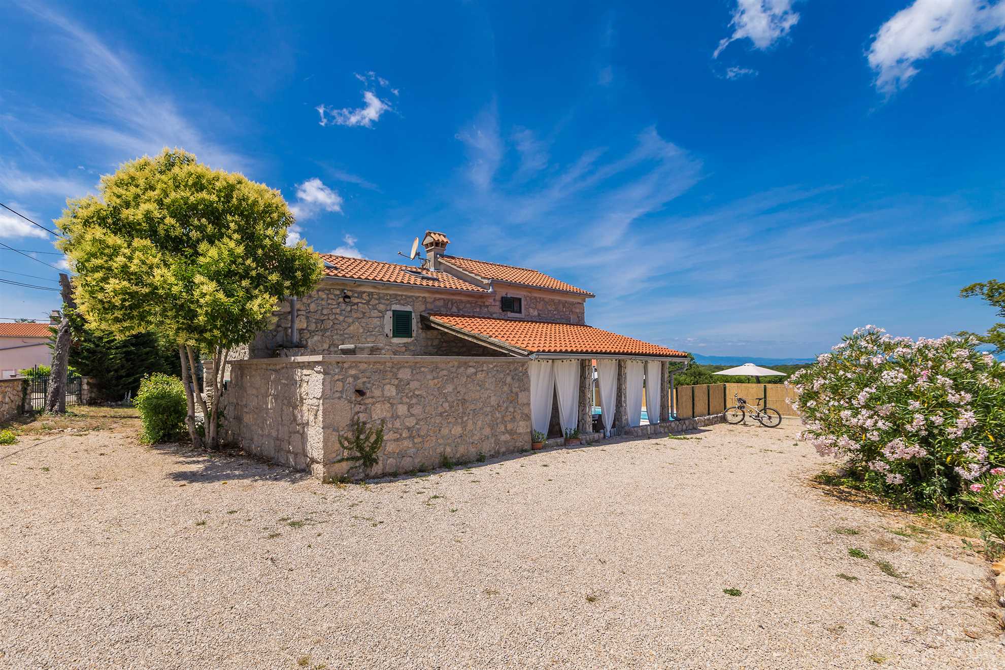 Ferienhaus EDEN mit privatem Pool