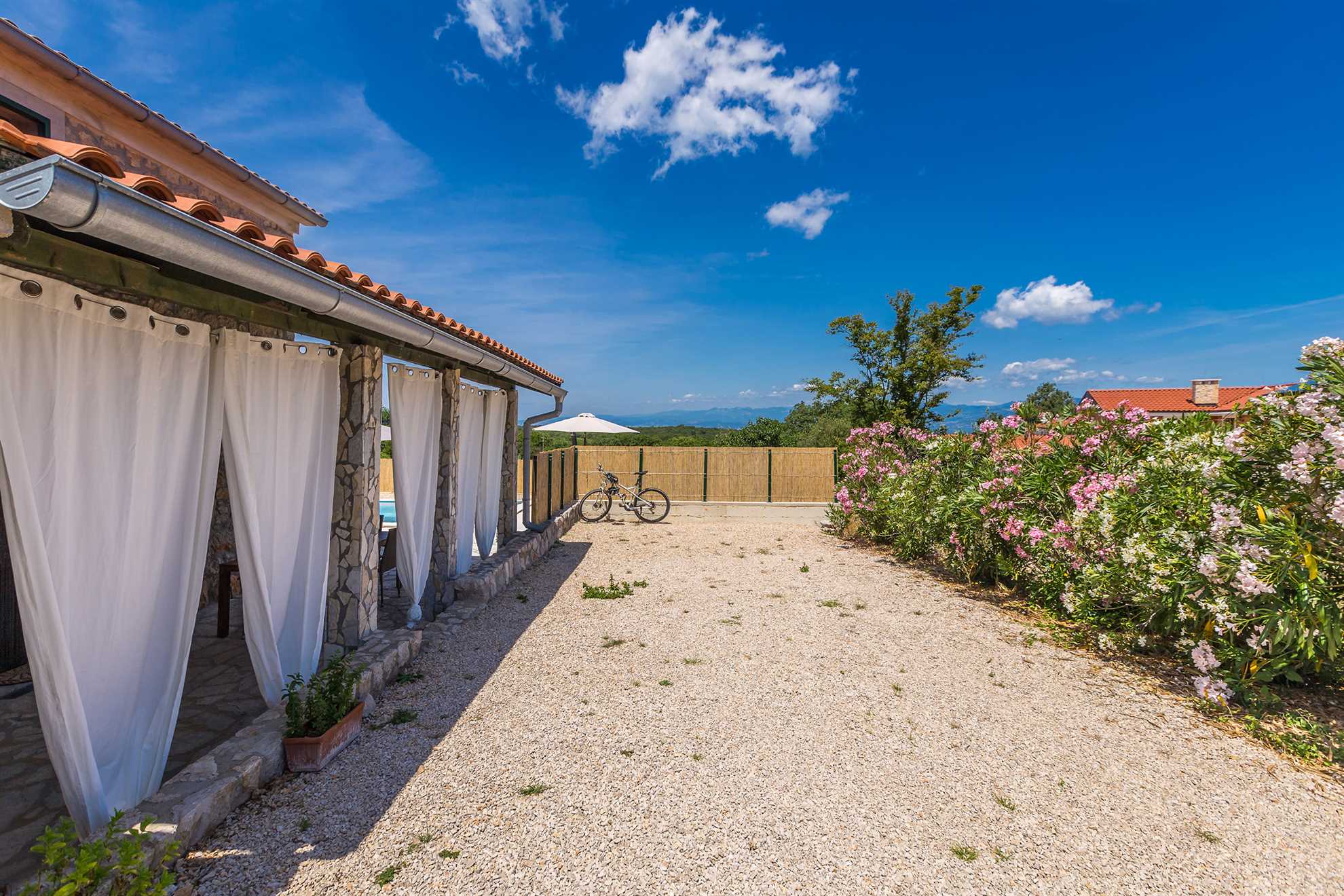 Ferienhaus EDEN mit privatem Pool