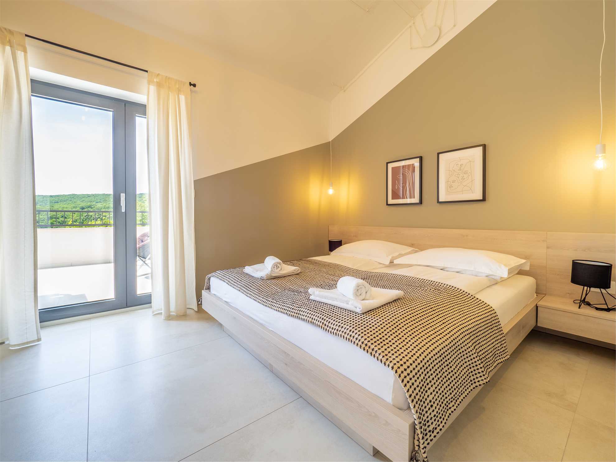 Beautiful Villa TIMES with heated pool