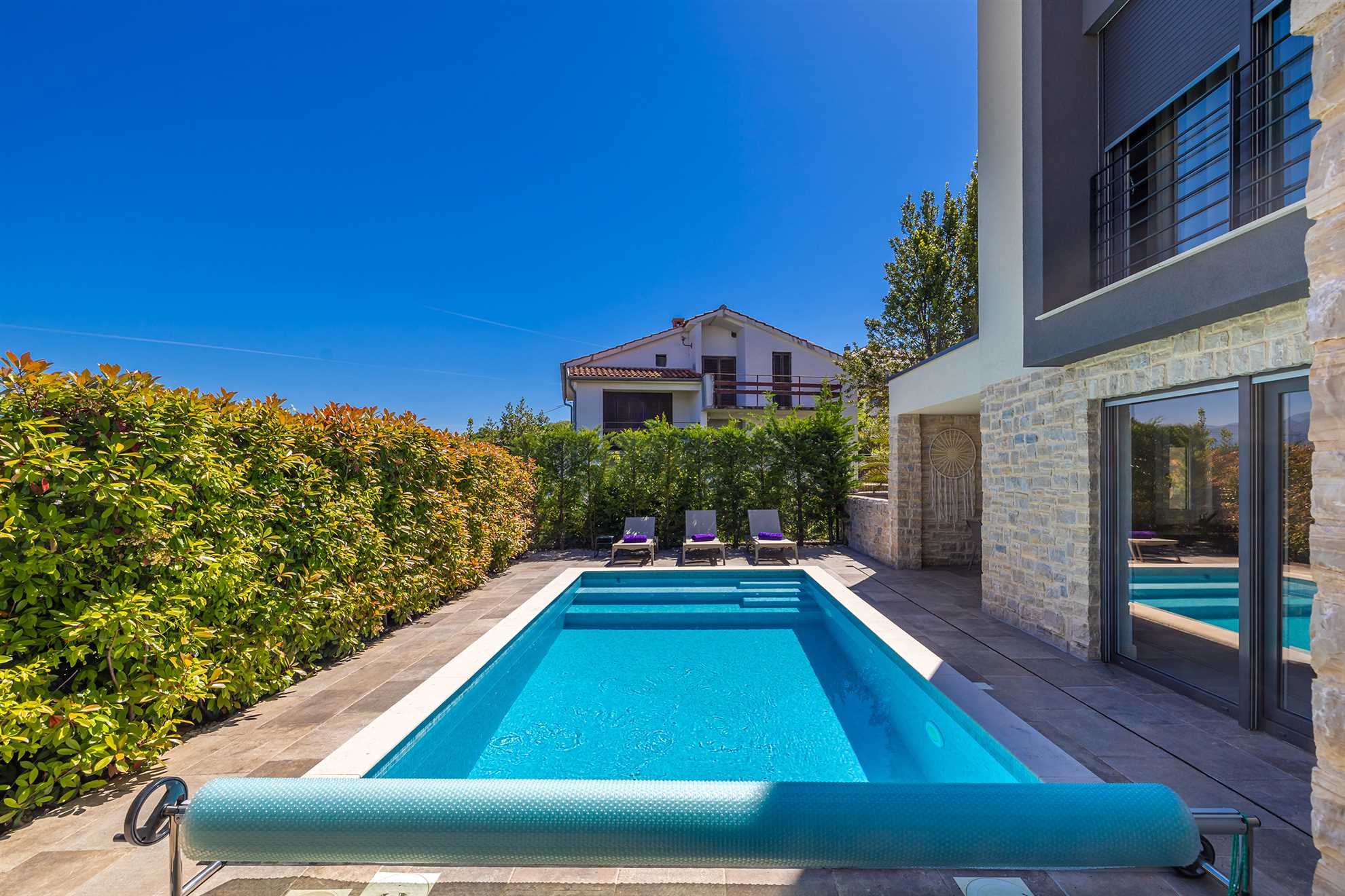 Apartment SIORA with heated pool