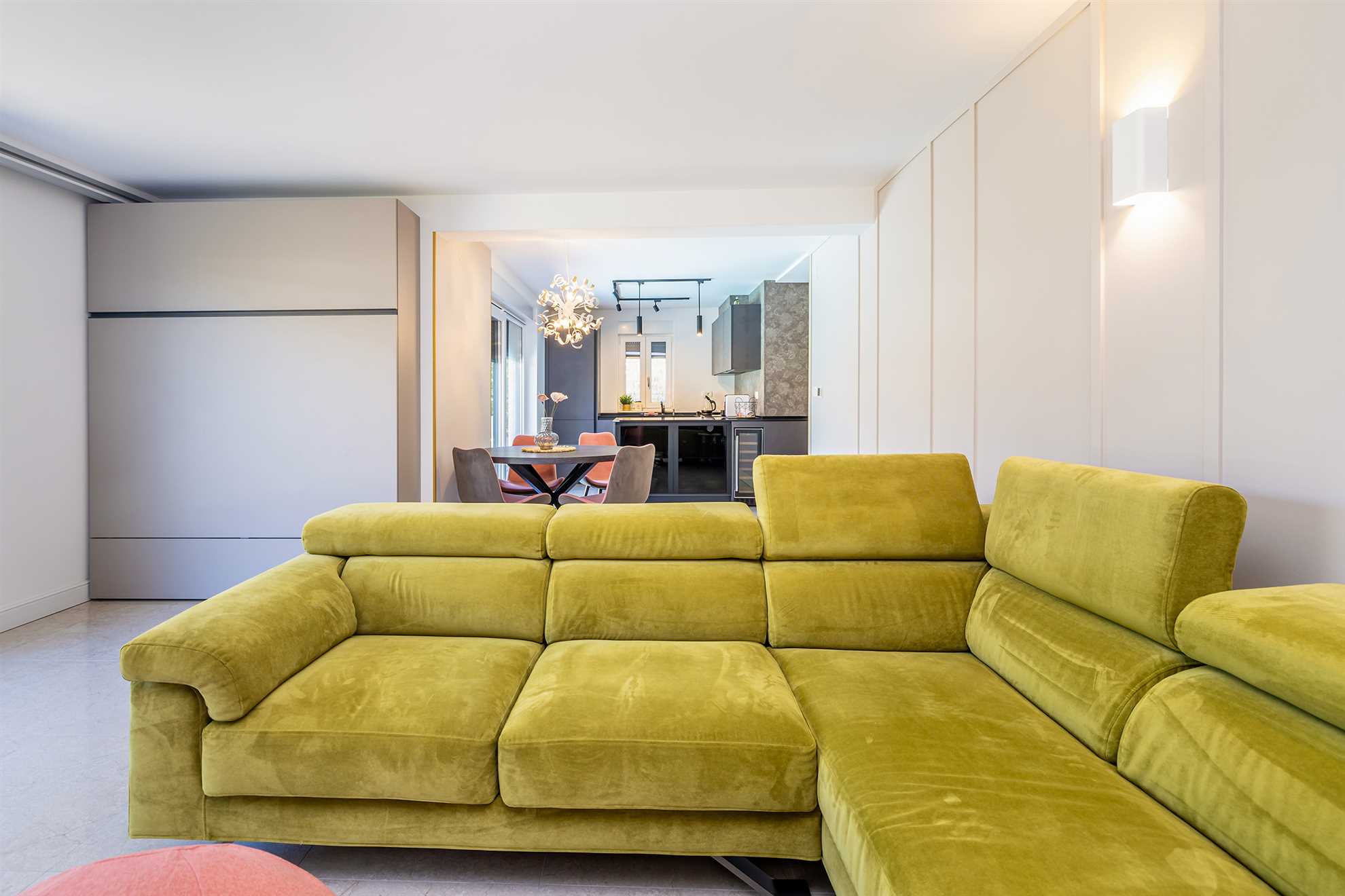 Apartment SIORA with heated pool