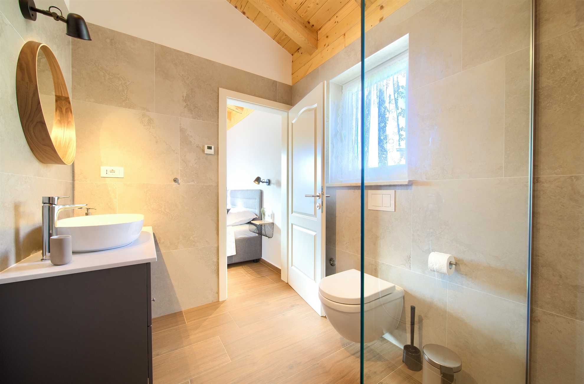 Vila BEACHFRONT s grijanim bazenom