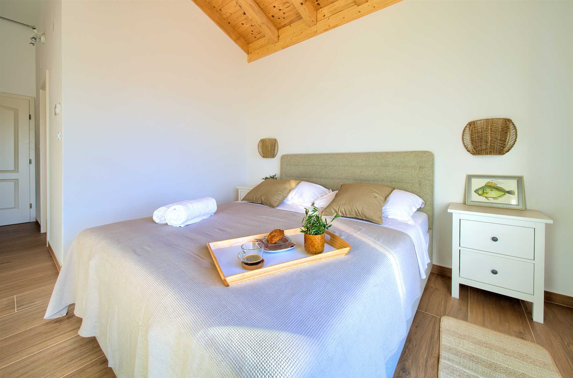 Vila BEACHFRONT s grijanim bazenom