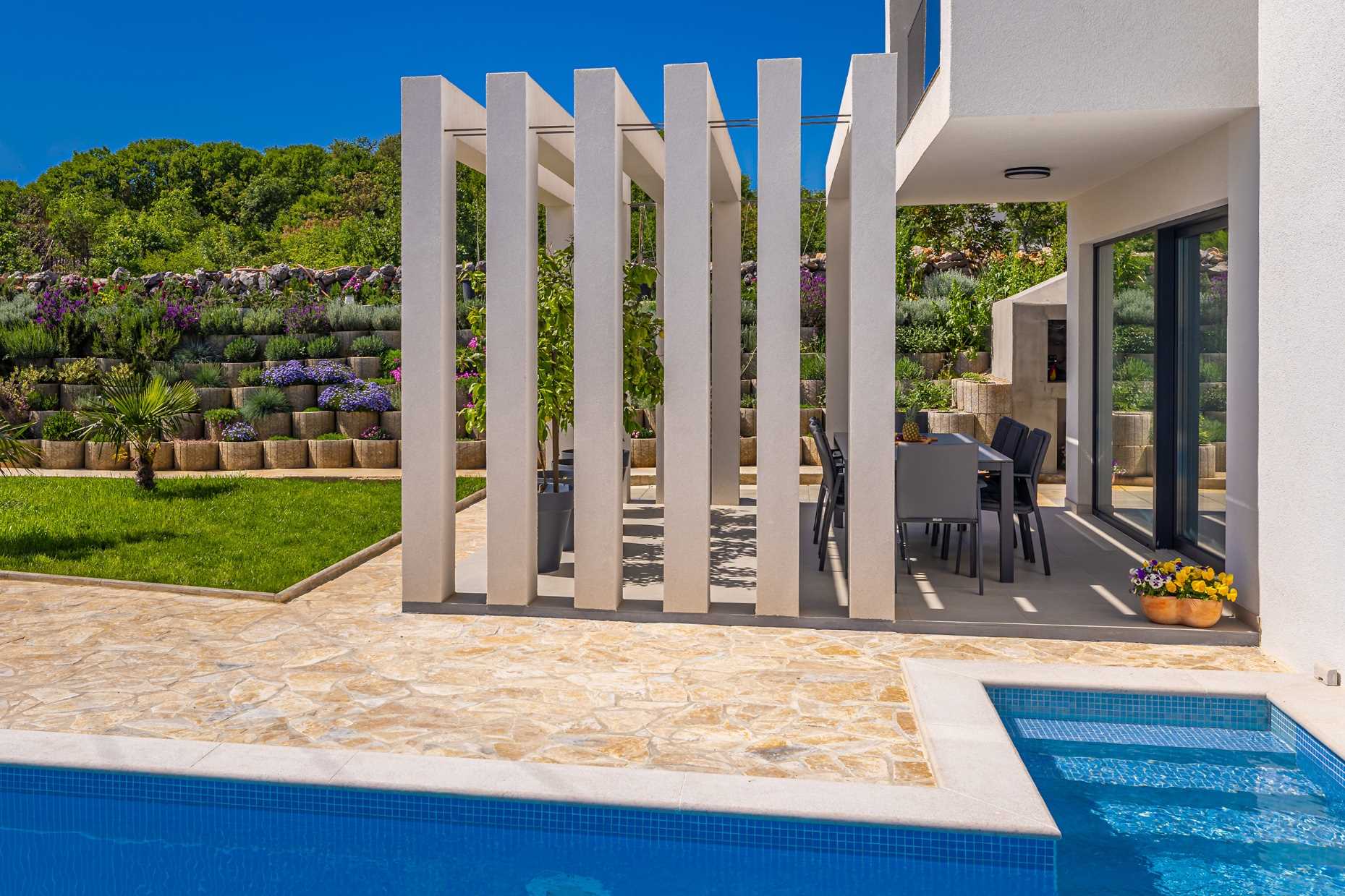 Villa SPLENDIDA con piscina privata