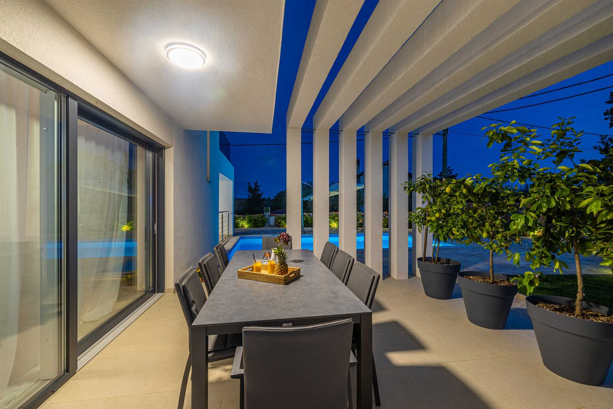 Villa SPLENDIDA con piscina privata