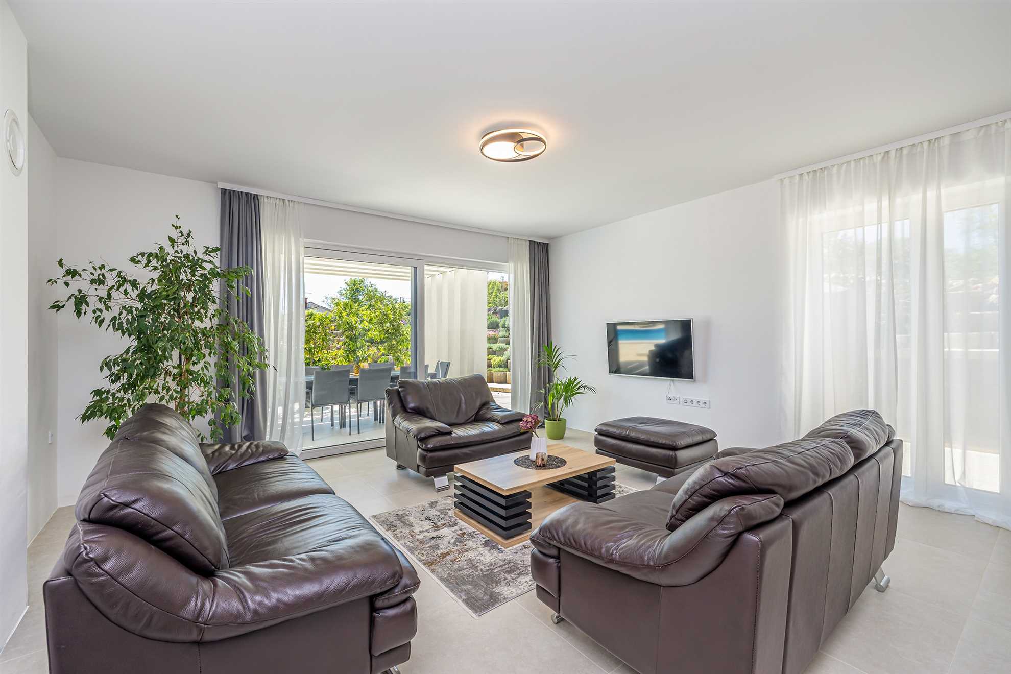 Villa SPLENDIDA con piscina privata