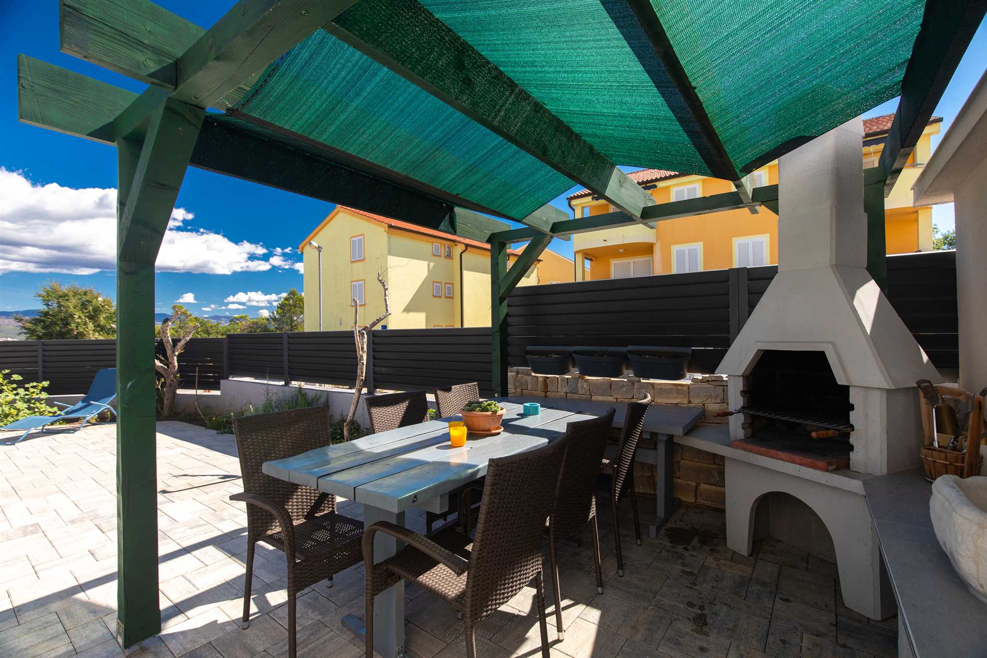 Appartamento PATRICK con piscina privata