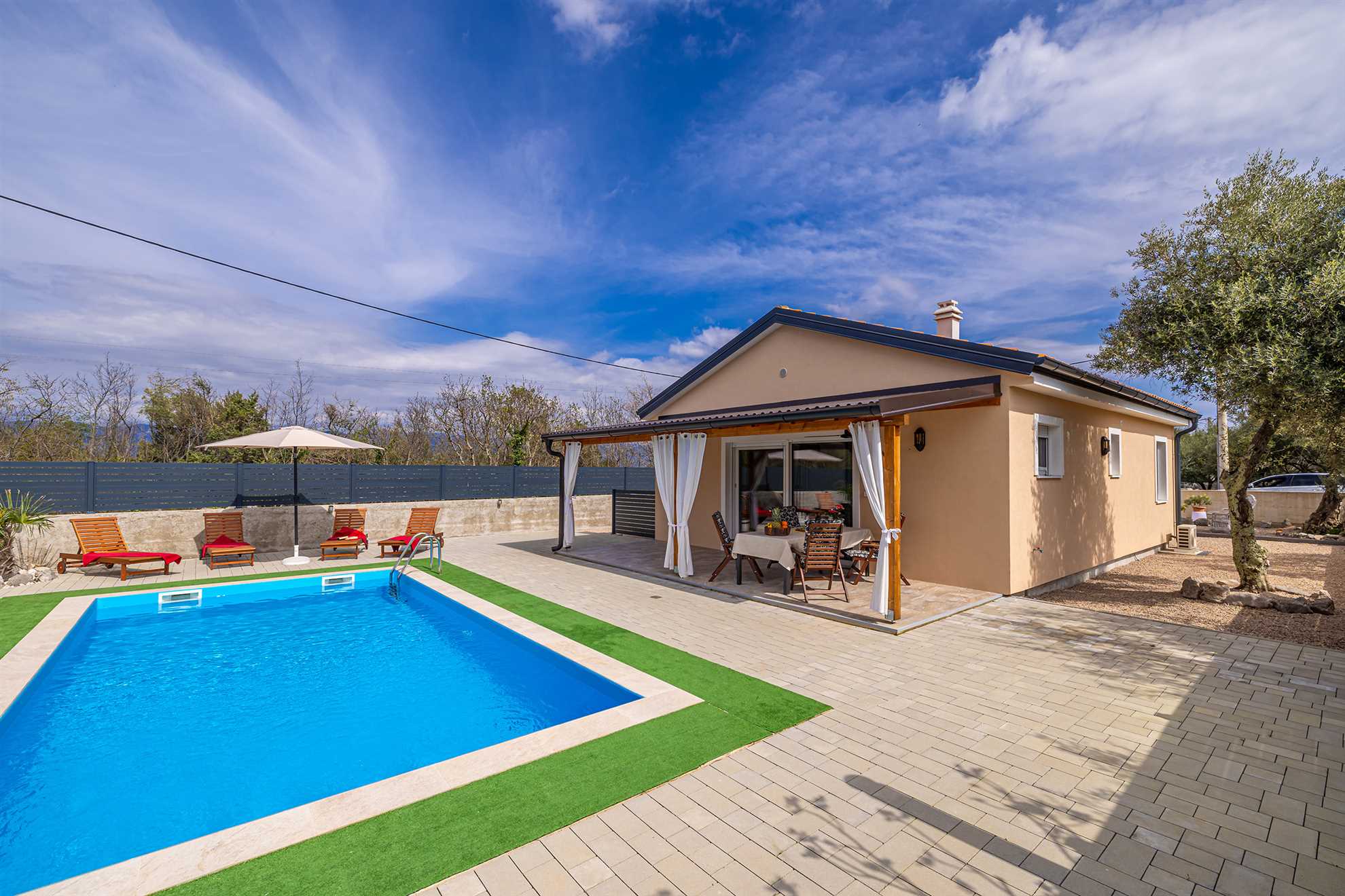 Holiday house ASLAN with pool