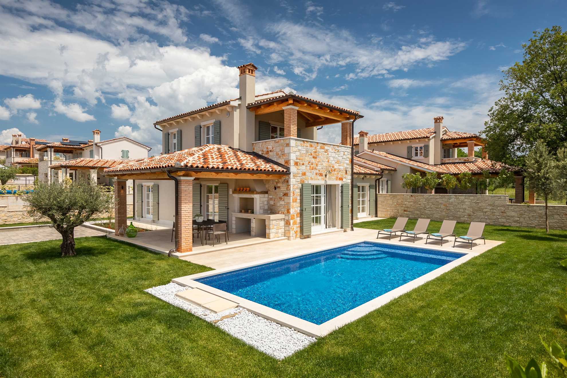 Villa Veronica with pool