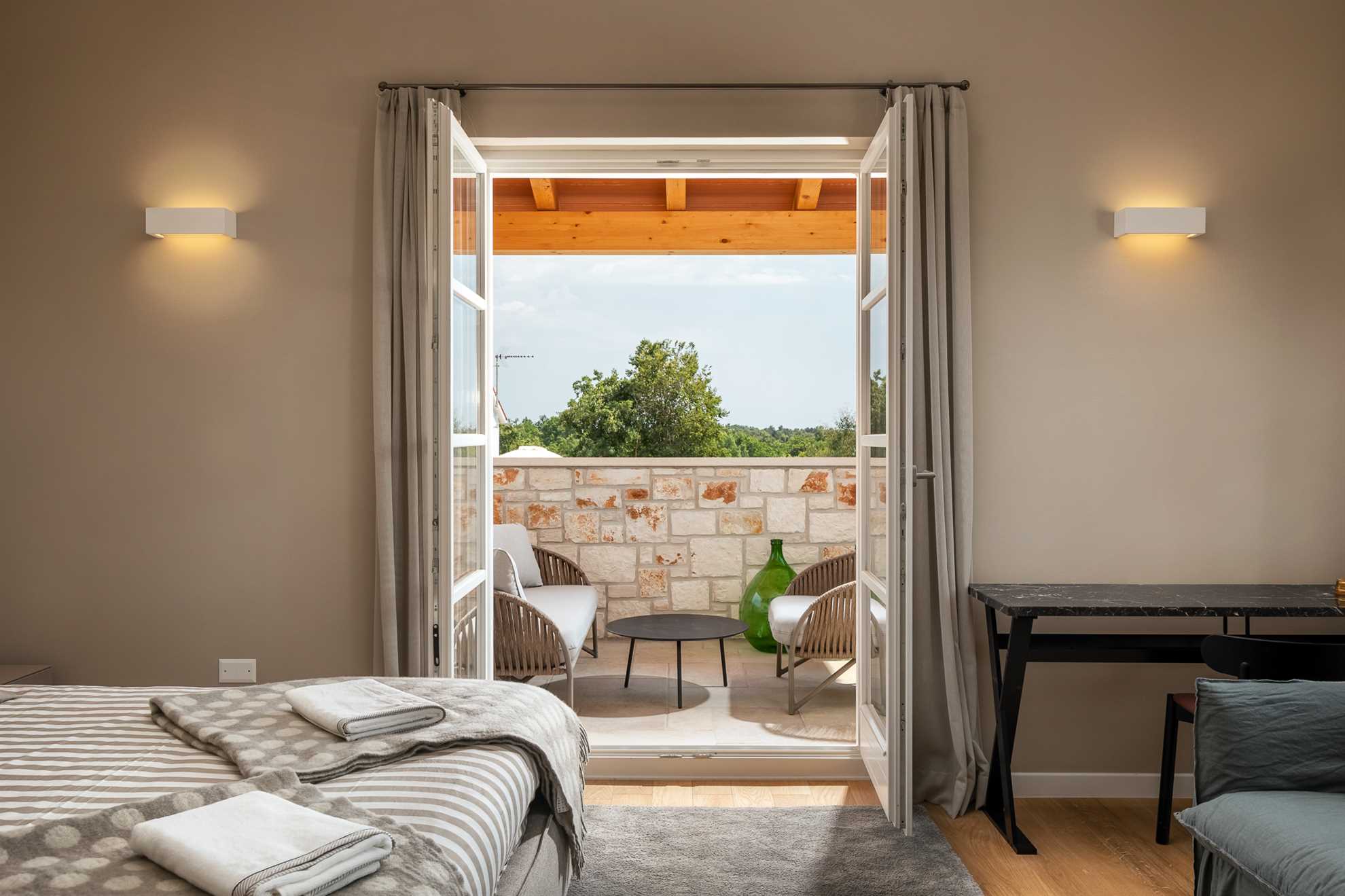 Villa Veronica with pool