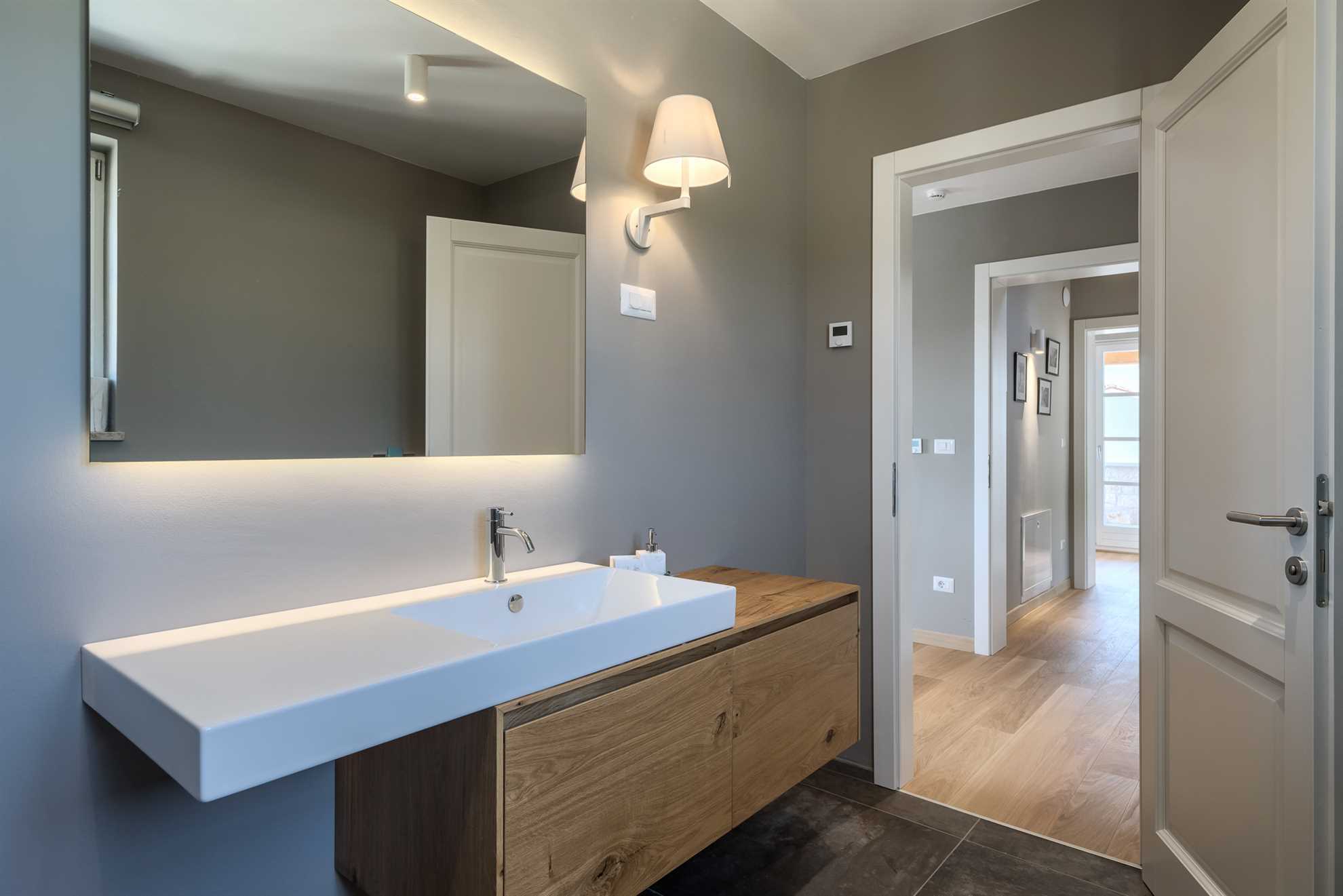 Villa Oaza – Eine steinerne Oase mit Blick auf das Meer