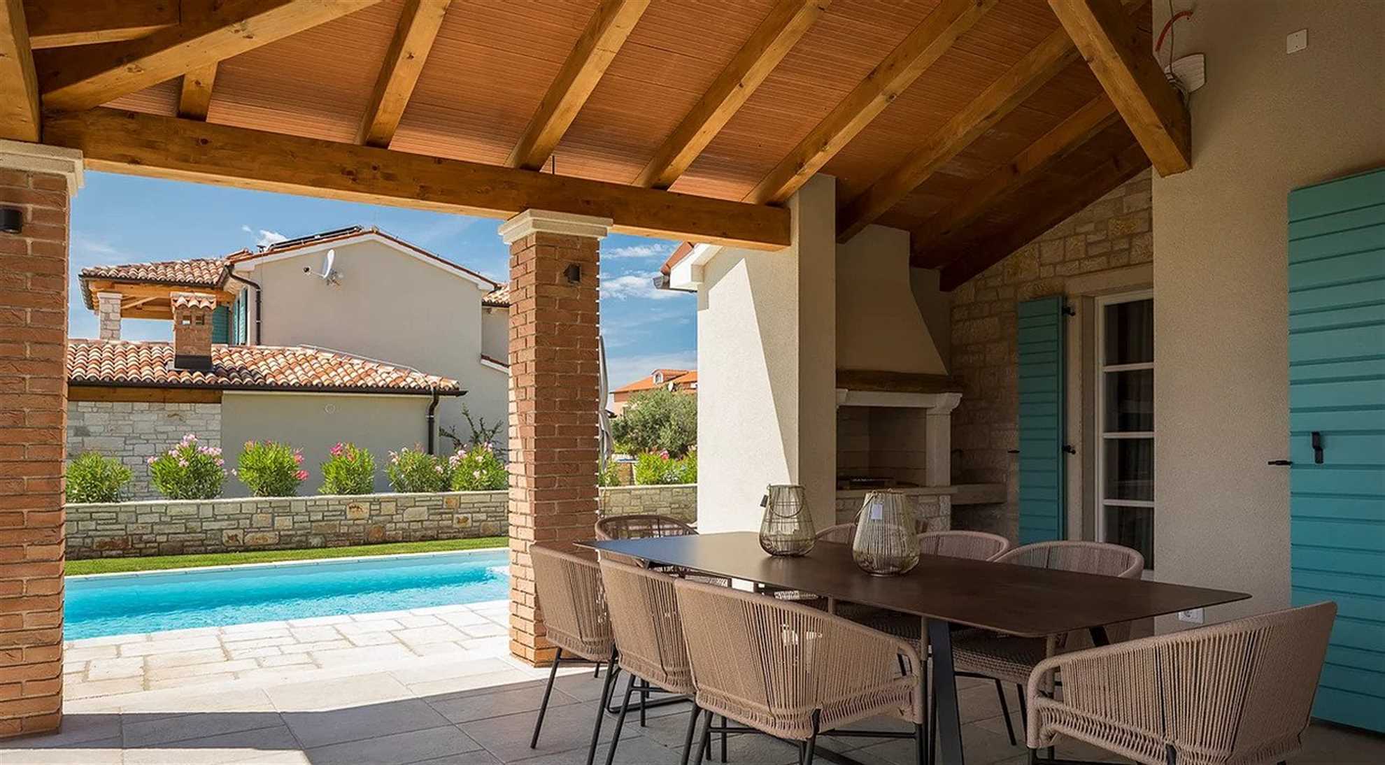 Villa Oaza with pool