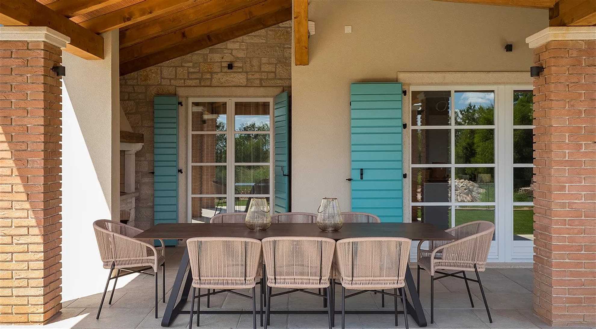 Villa Oaza with pool