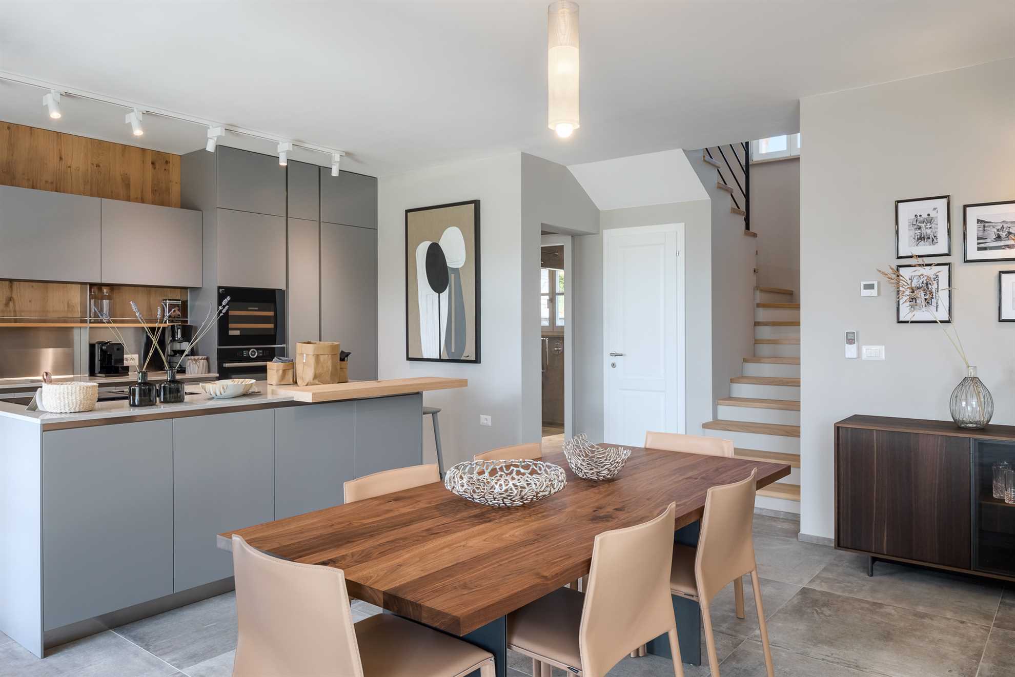 Villa Oaza – Eine steinerne Oase mit Blick auf das Meer