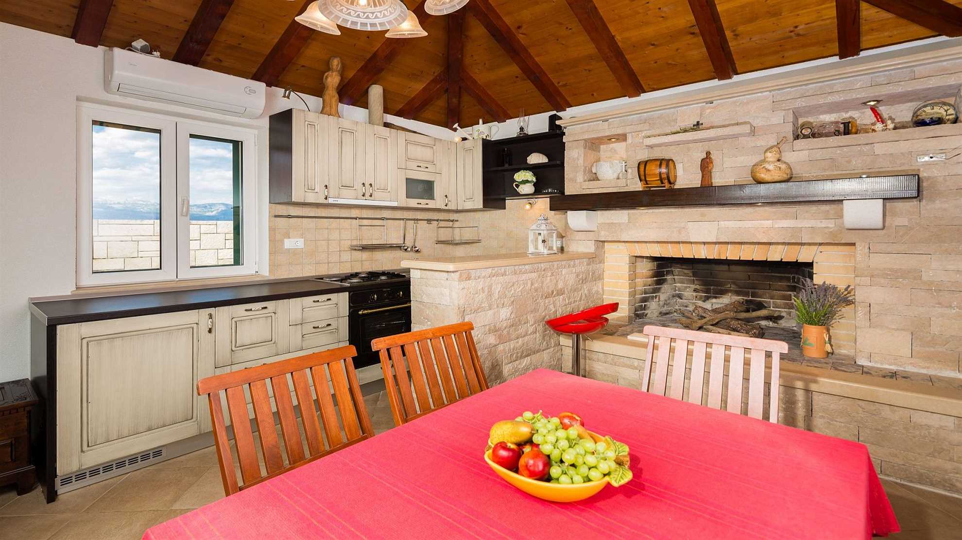 Lovely traditional stone villa on the island