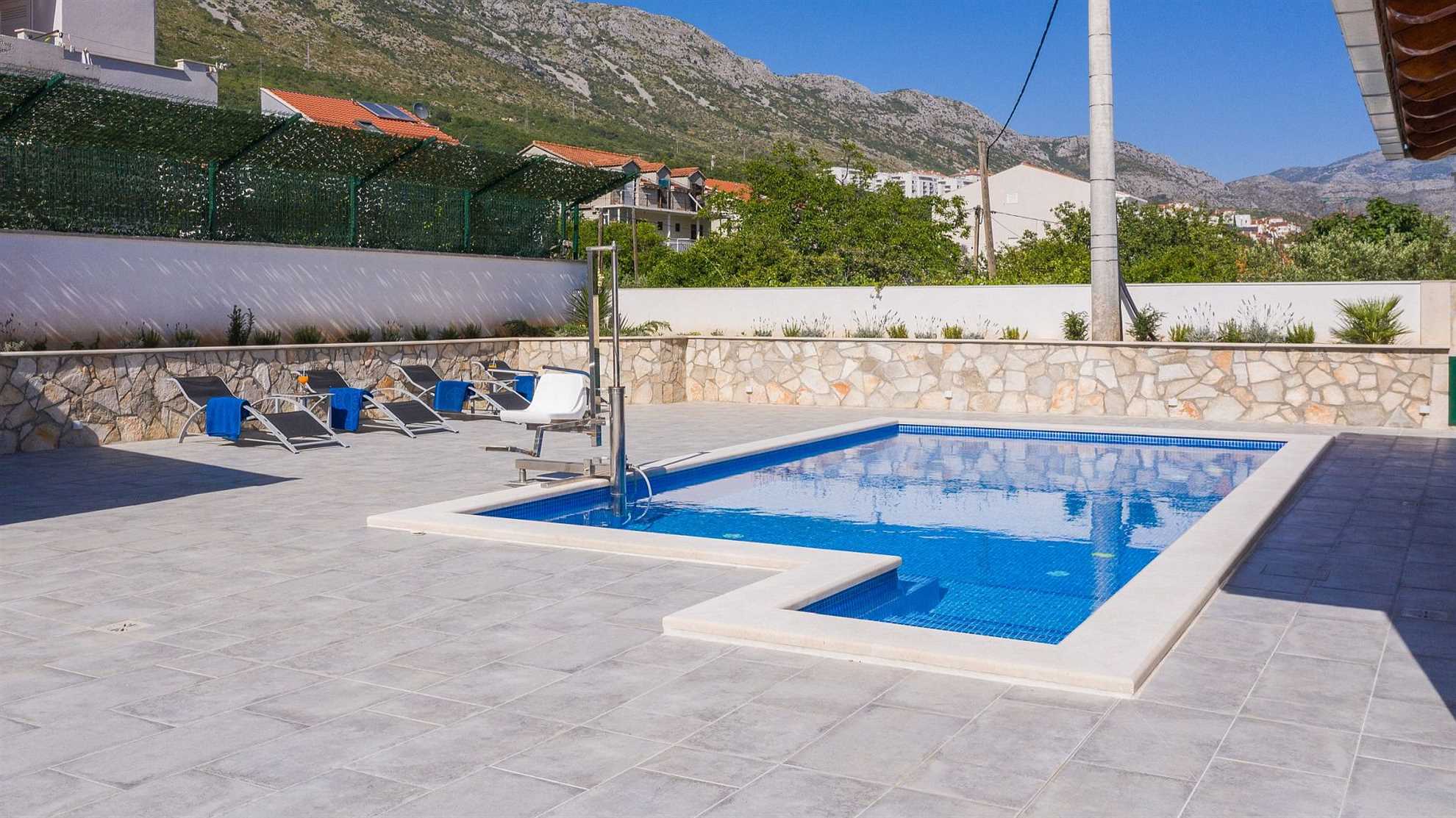 Spacious villa with elevator near Dubrovnik
